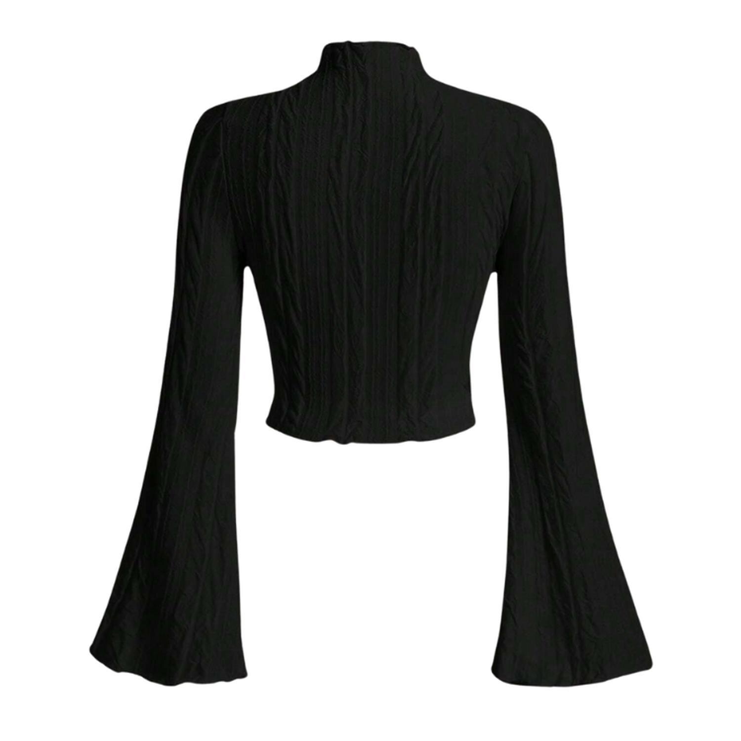 Camiseta Crop Negra con Manga de Campana-3