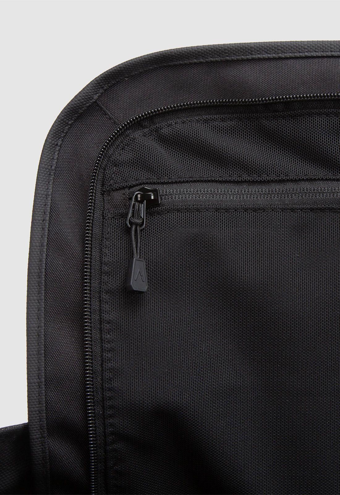 Duffel Beast Black Black Bubba-6