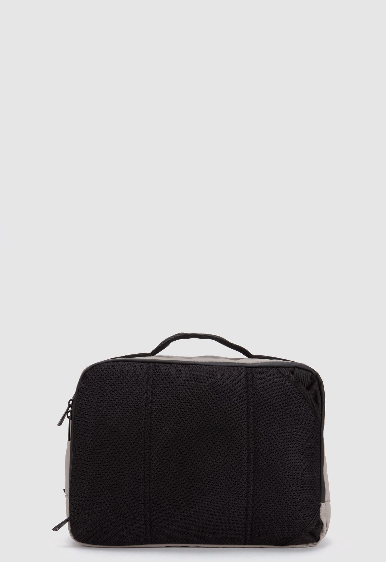 Mochila Sling Bag Travel Transit Bone Black Bubba-8