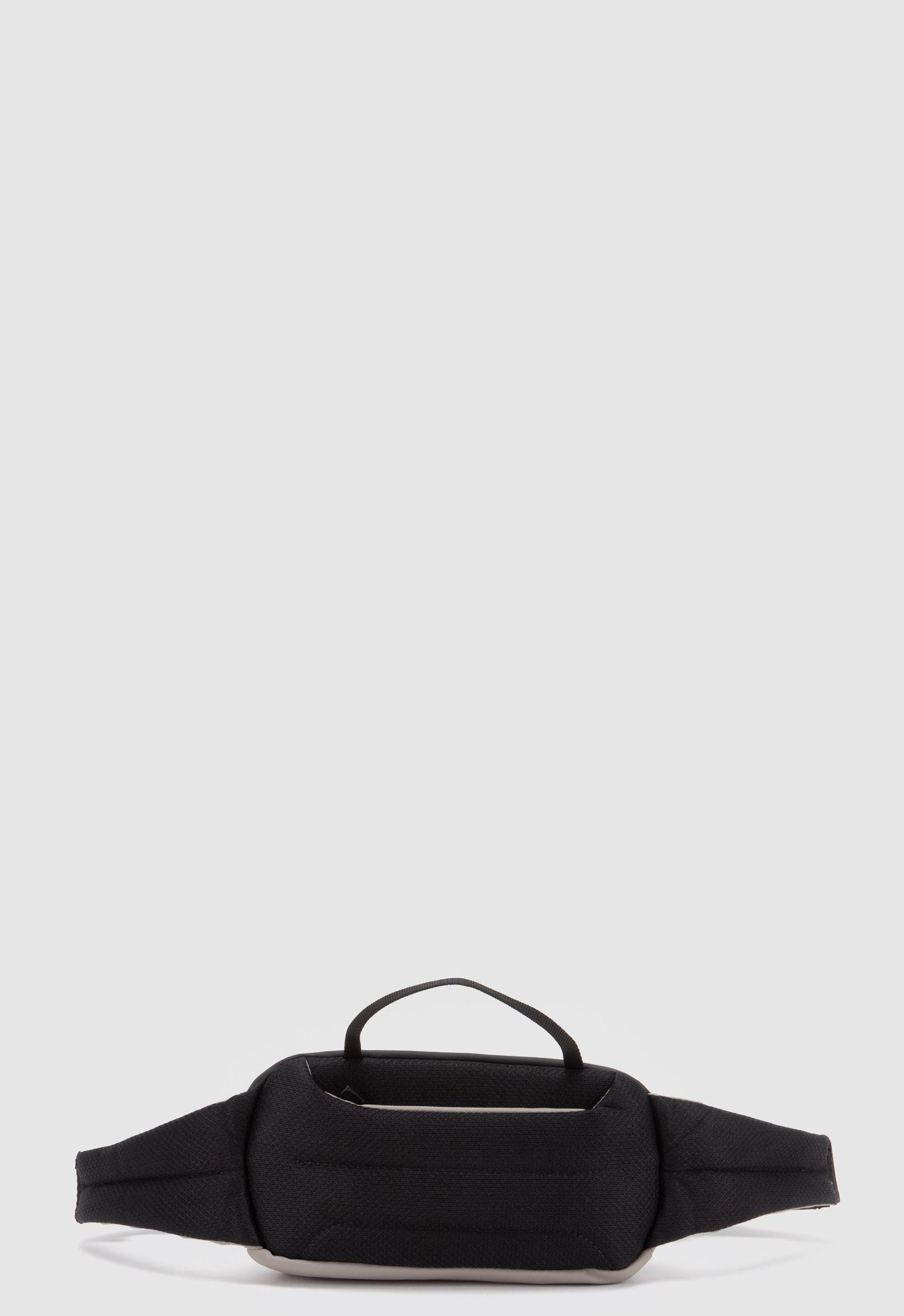 Banano Travel Transit Bone Black Bubba-2