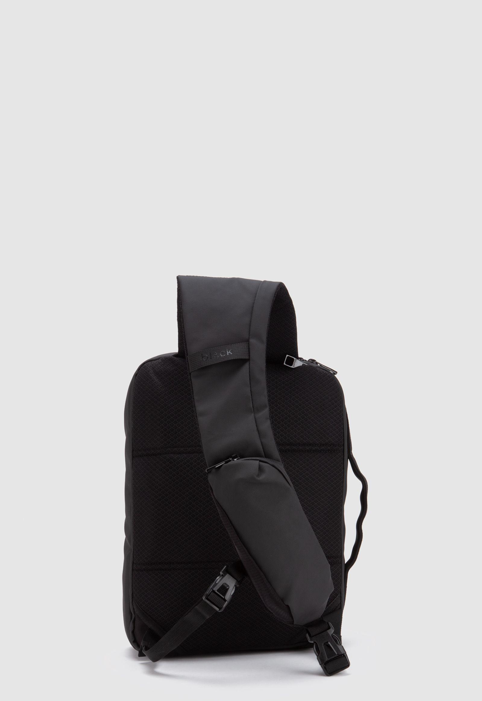 Mochila Sling Bag Travel Transit Black Black Bubba-3