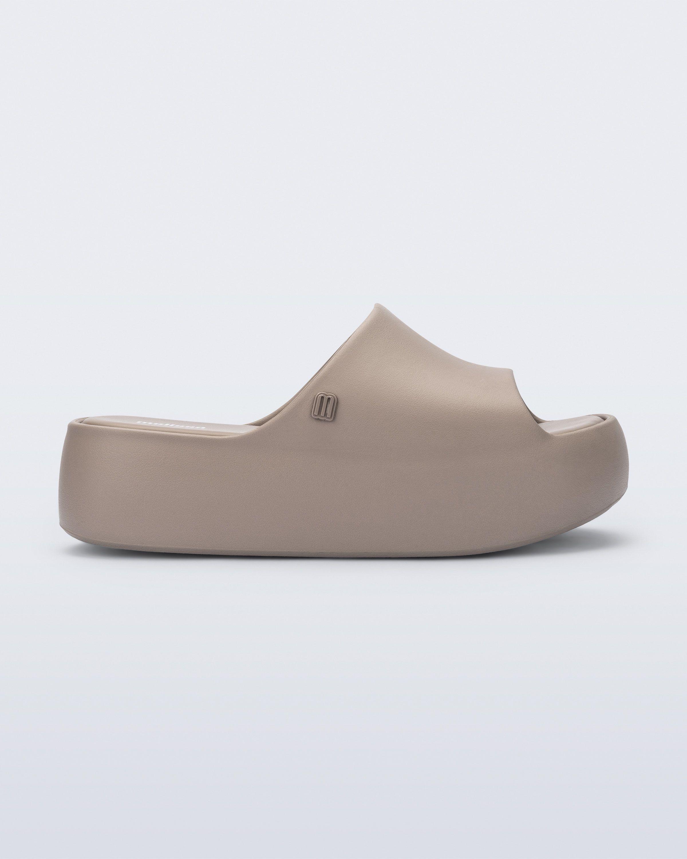 Sandalia Melissa Free Platform Slide Beige oscuro-0