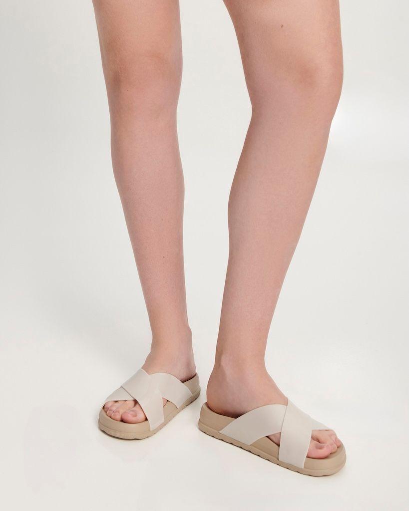 Melissa Cozy Cross-1