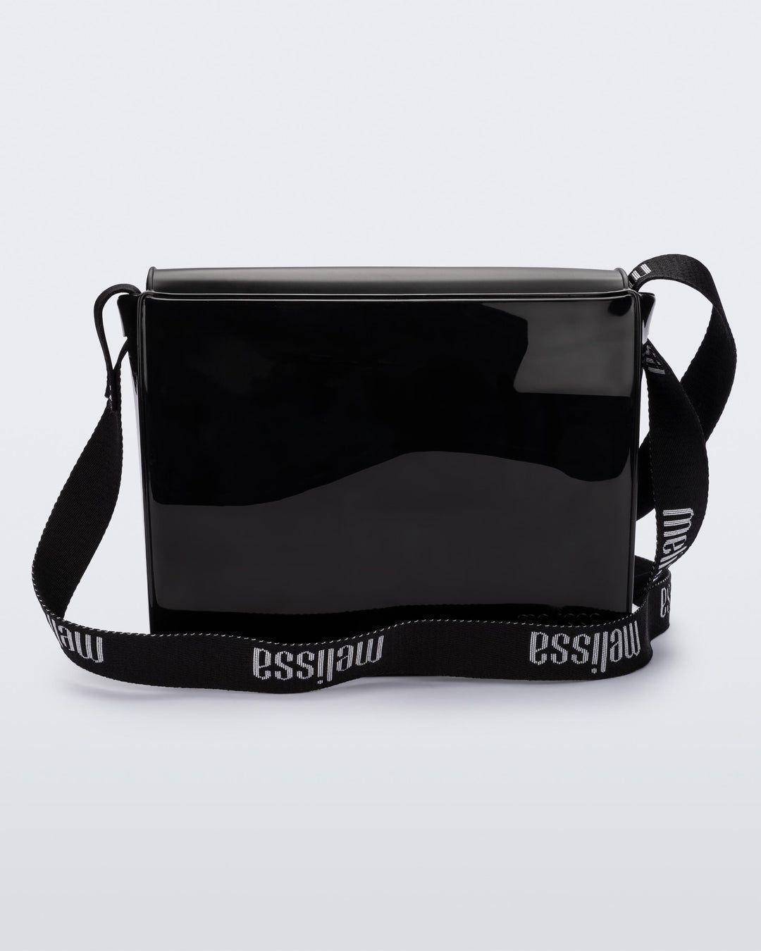 Melissa Close Bag Negro-3