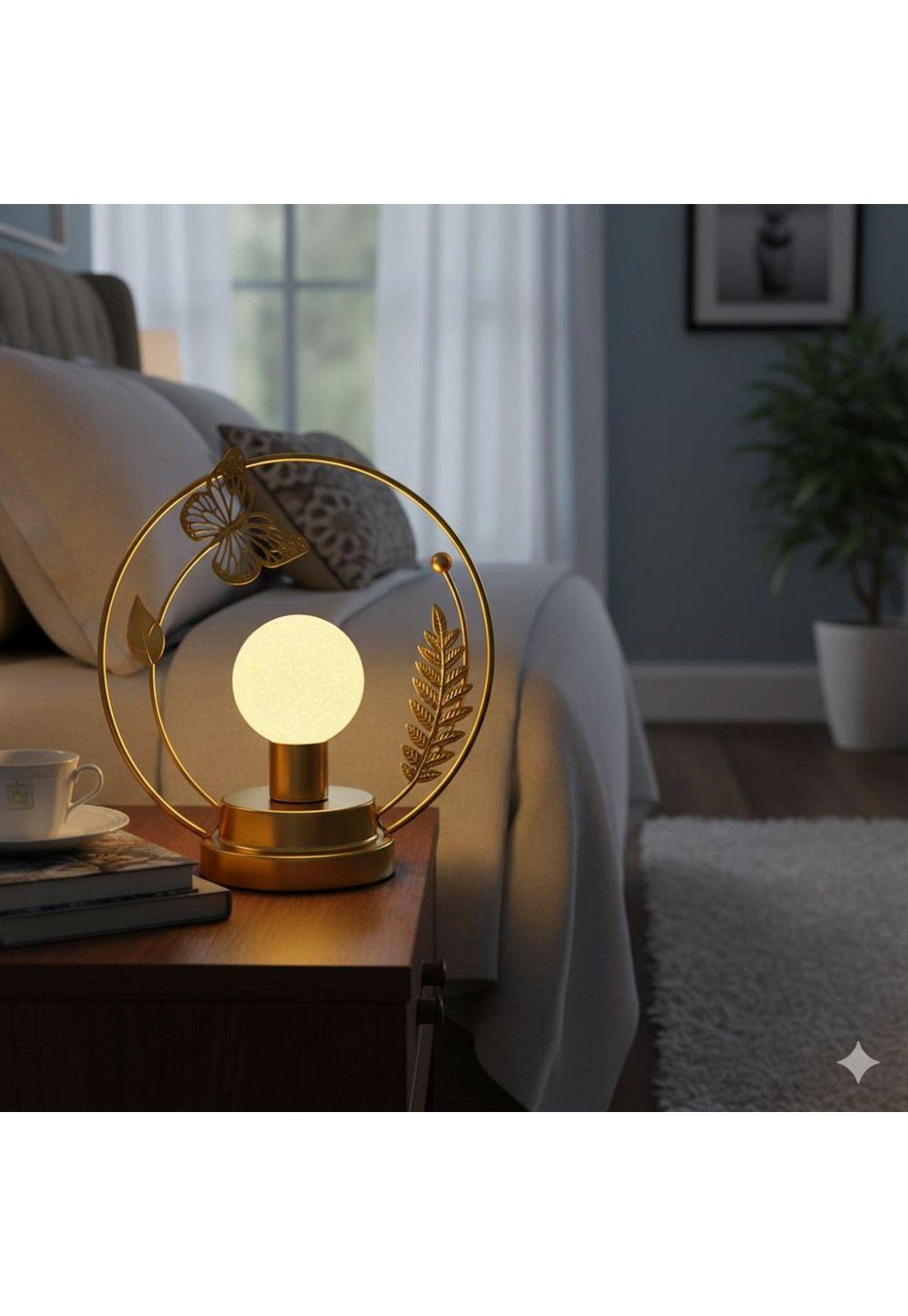 Lámpara Decorativa Mariposa LED Dorada Recargable-2