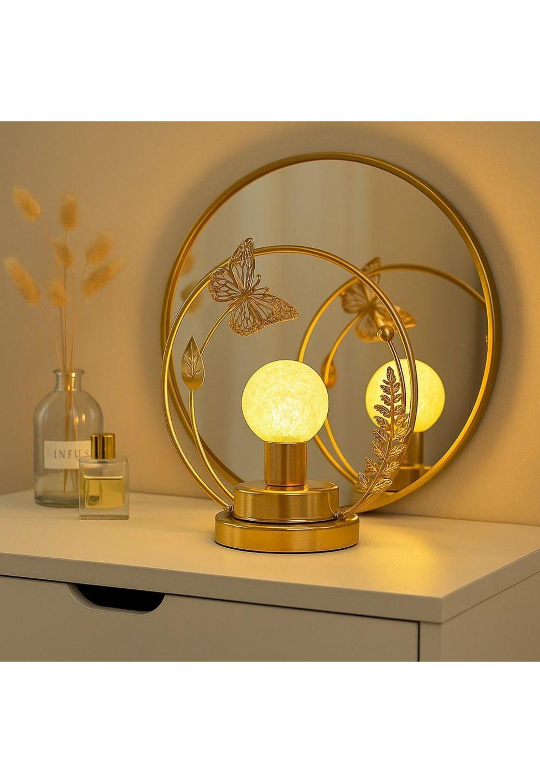 Lámpara Decorativa Mariposa LED Dorada Recargable-3