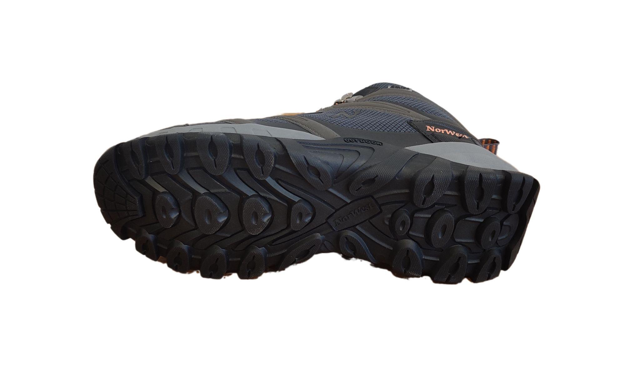 Zapatilla Outdoor Waterproof Volcan HI Gris-4