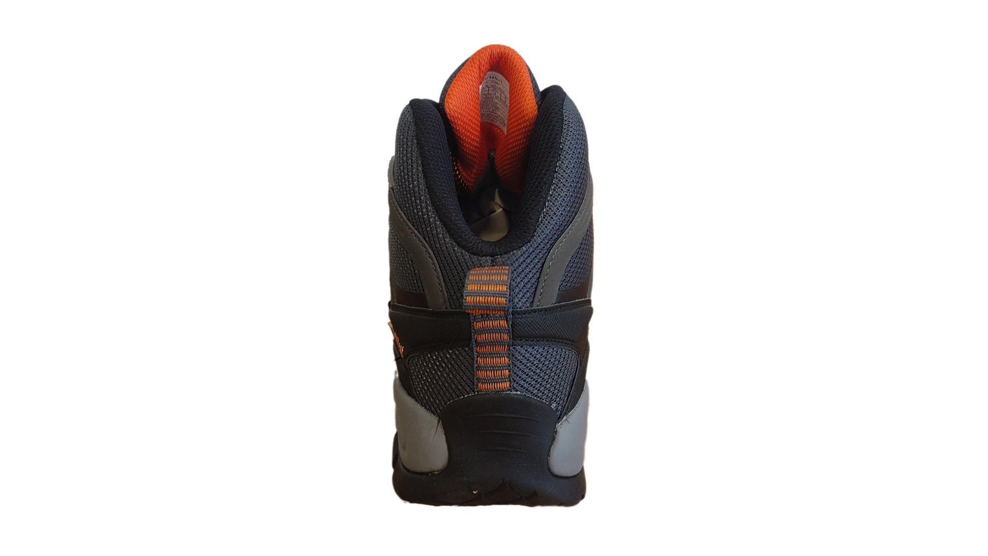 Zapatilla Outdoor Waterproof Volcan HI -1