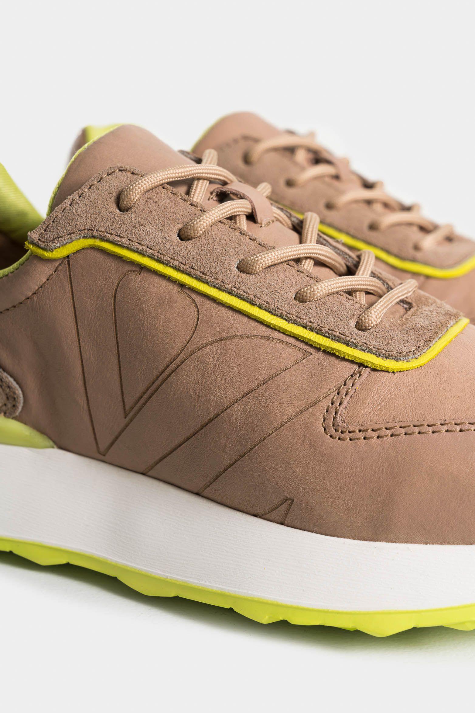 Vélez Zapatillas Australis Cuero y Carnaza Para Mujer Arena-4