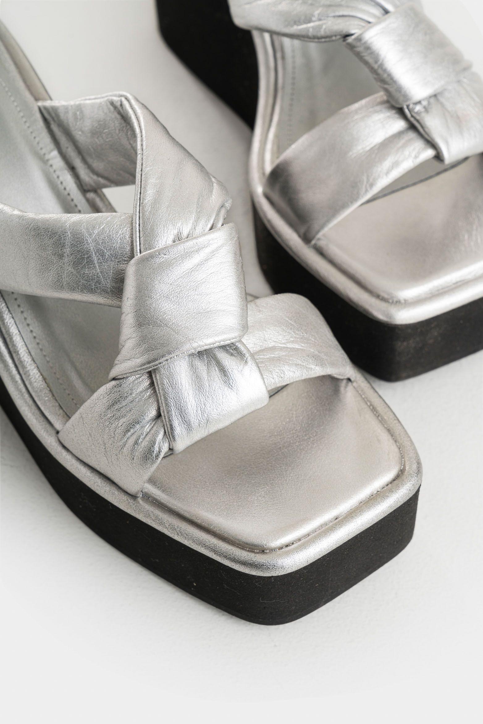 Vélez Sandalia Plataforma Resplandor Cuero Mujer Plata-4