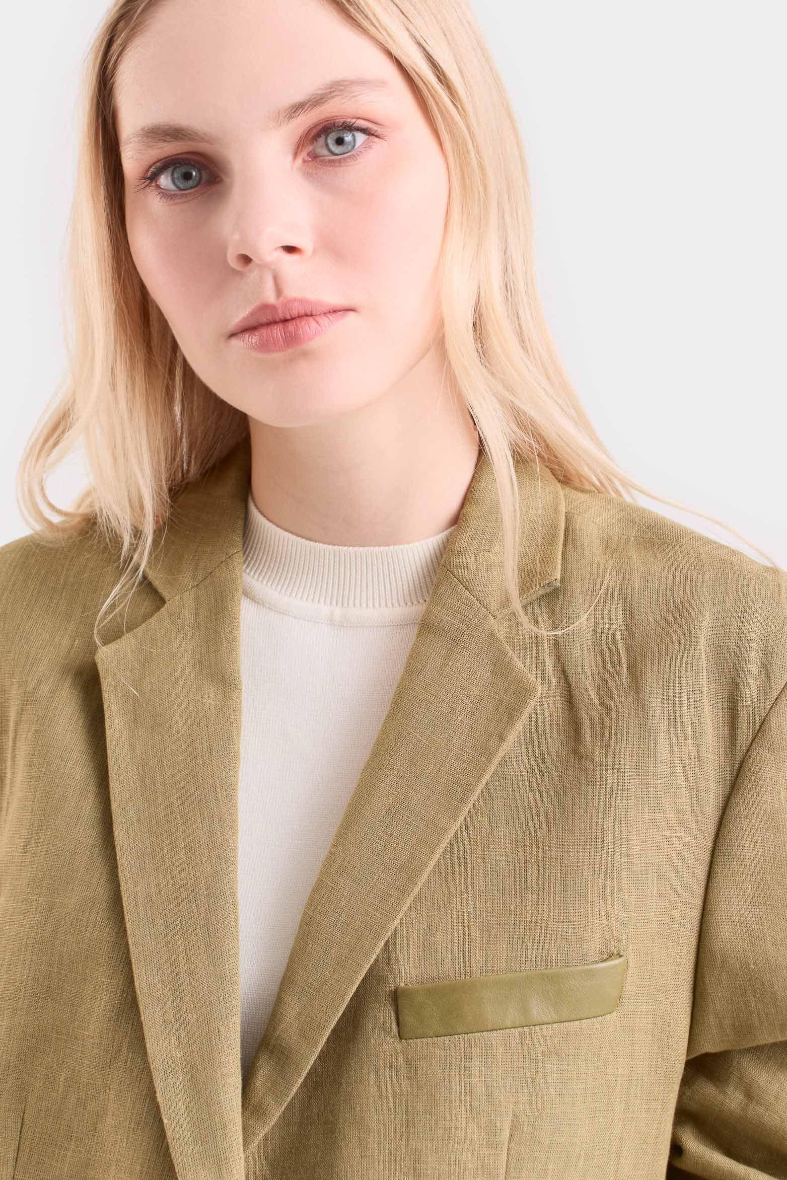 Vélez Blazer Aurora En Lino  Mujer Fit Holgado Verde Oliva-1