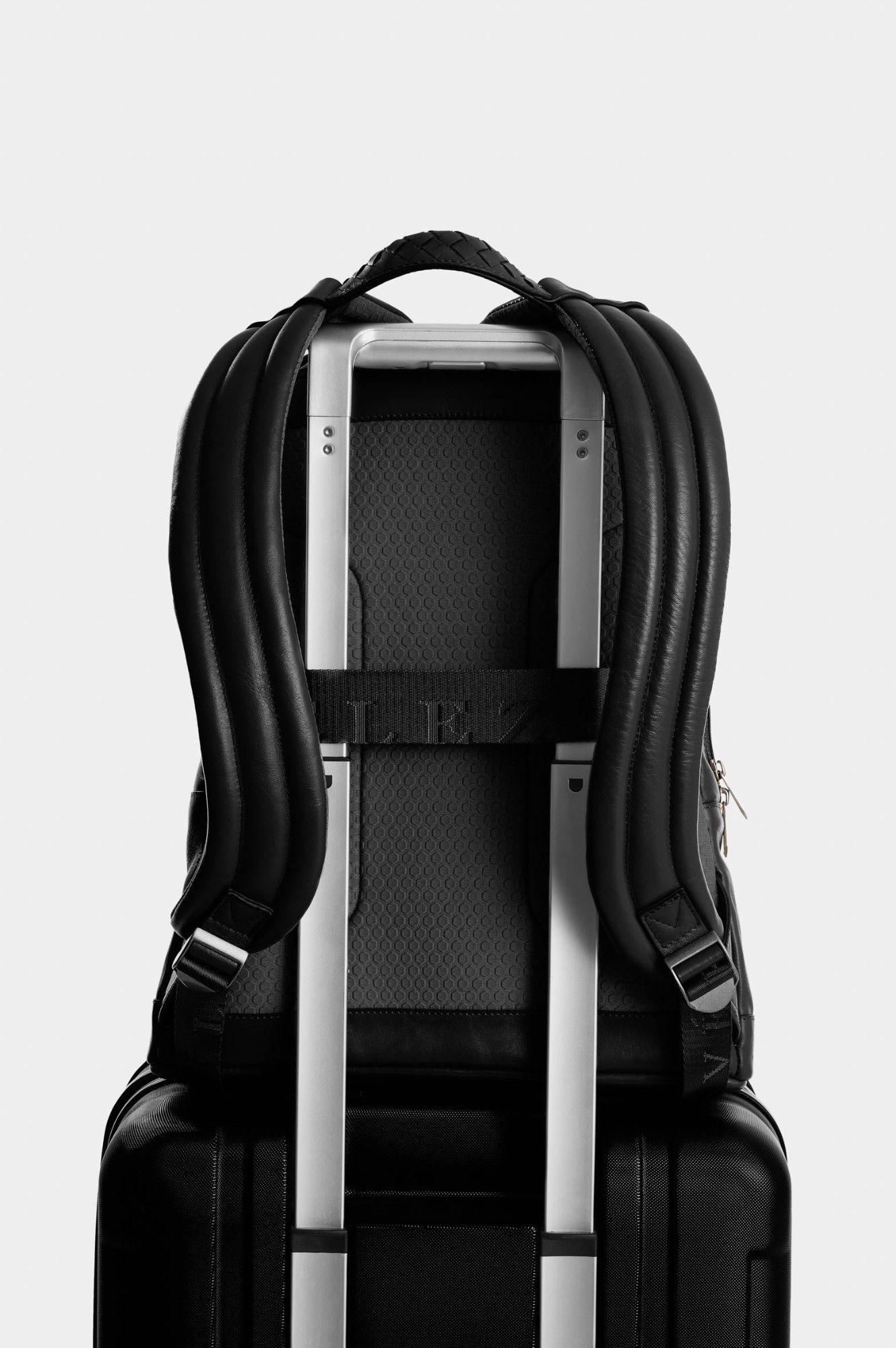 Vélez Mochila Cuero Mujer Alava Negro-2