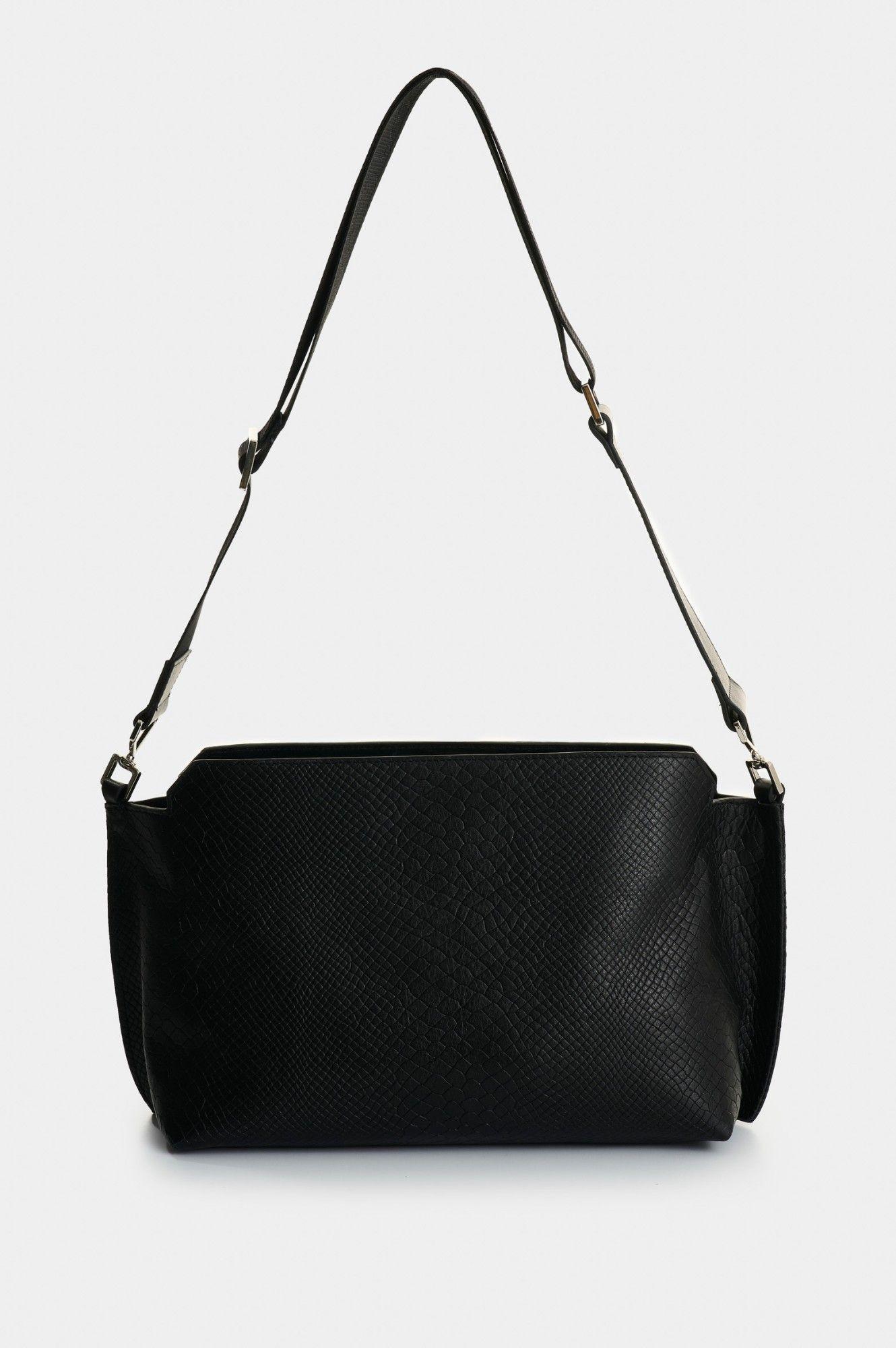 Vélez Cartera Cuero Grabado Mujer Kavala Negro-0