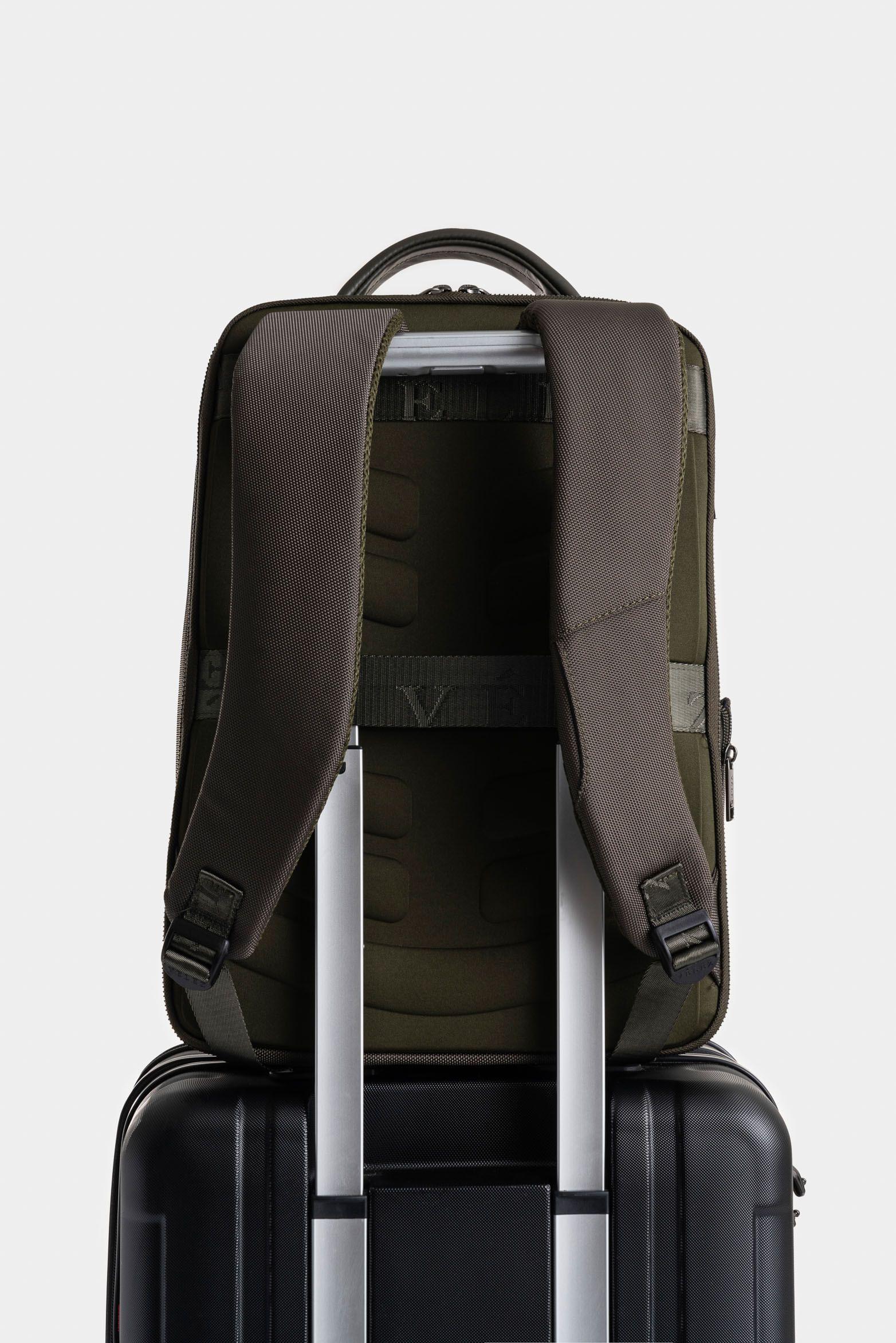 Vélez Mochila Oasis Lona Hombre Detalle Acento Verde Oliva-2