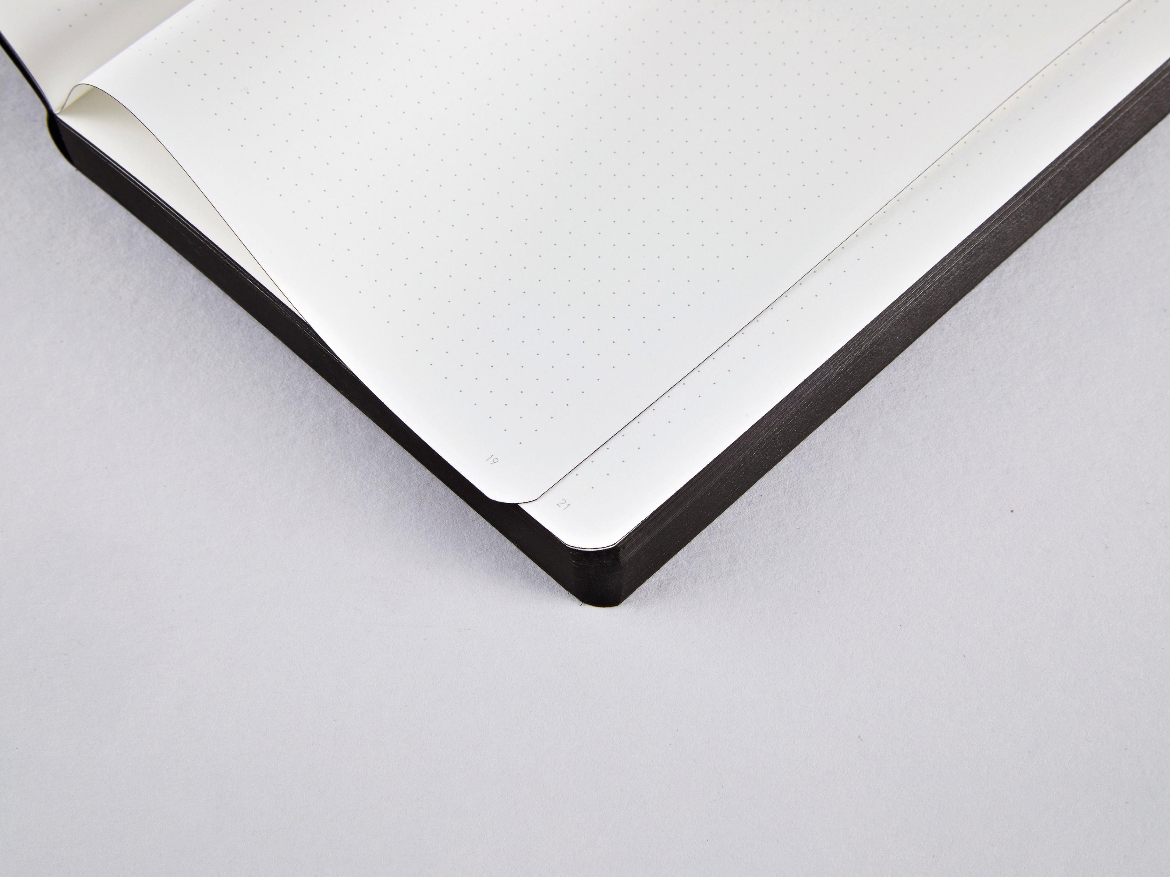 Cuaderno Voyager Negro Nuuna 176 páginas Banda Elástica Cubierta Cuero Reciclado-2
