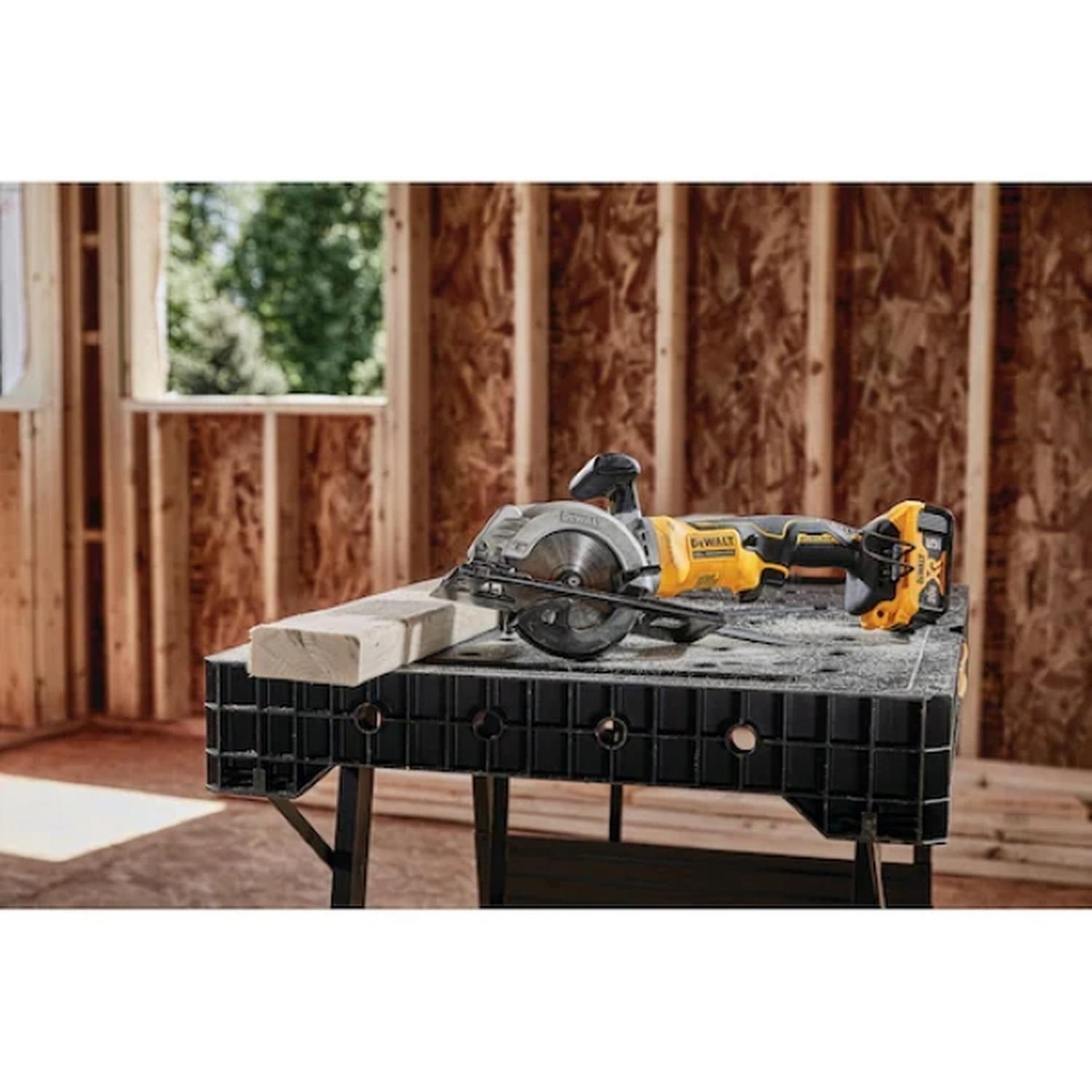 Sierra Circular de 4 1/2” 20V MAX DCS571B Dewalt-8