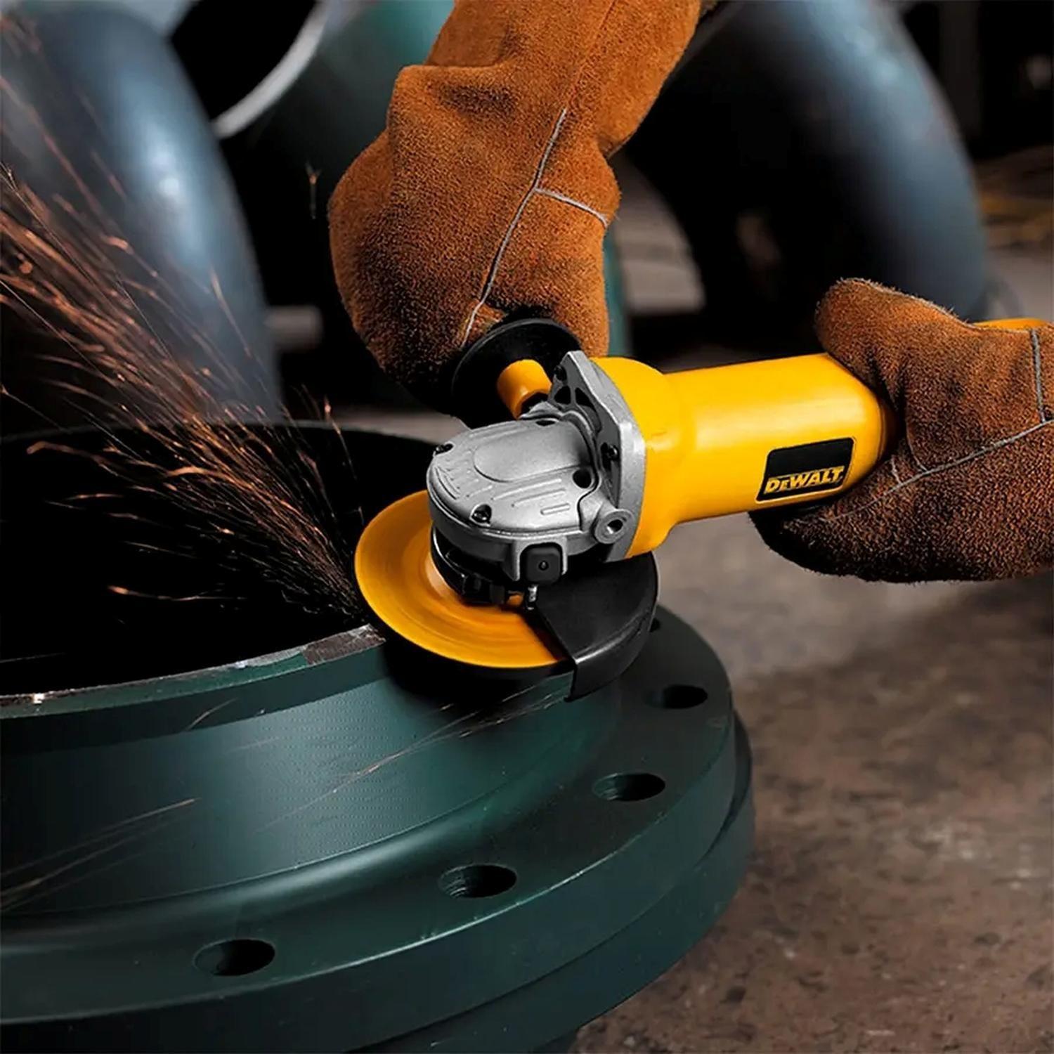 Esmeril Angular 4 1/2" 5" 1500W DWE4314-B2 Dewalt-3