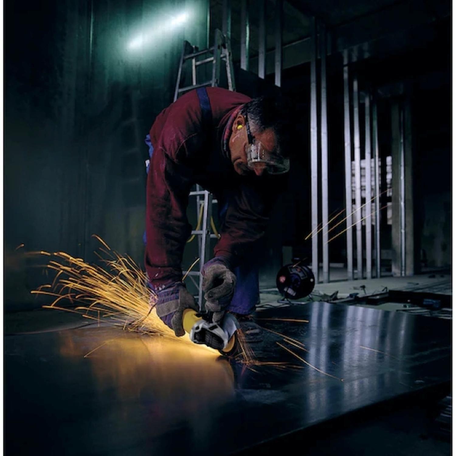 Esmeril Angular 4 1/2" 800W DWE4020-B2 Dewalt-4