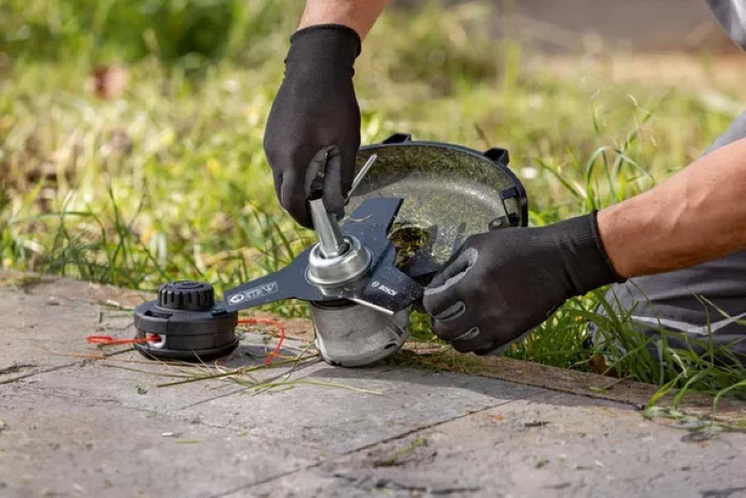 Desbrozadora Inalámbrica GFR 18V-23 Batería + Cargador Bosch-7