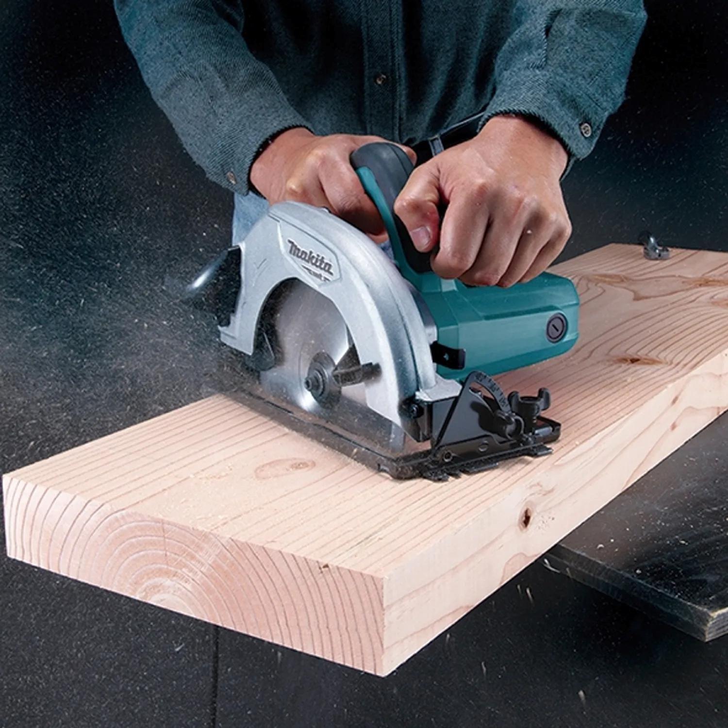 Sierra Circular Eléctrica 7 1/2" (185mm) 1050W M5802B Makita-4