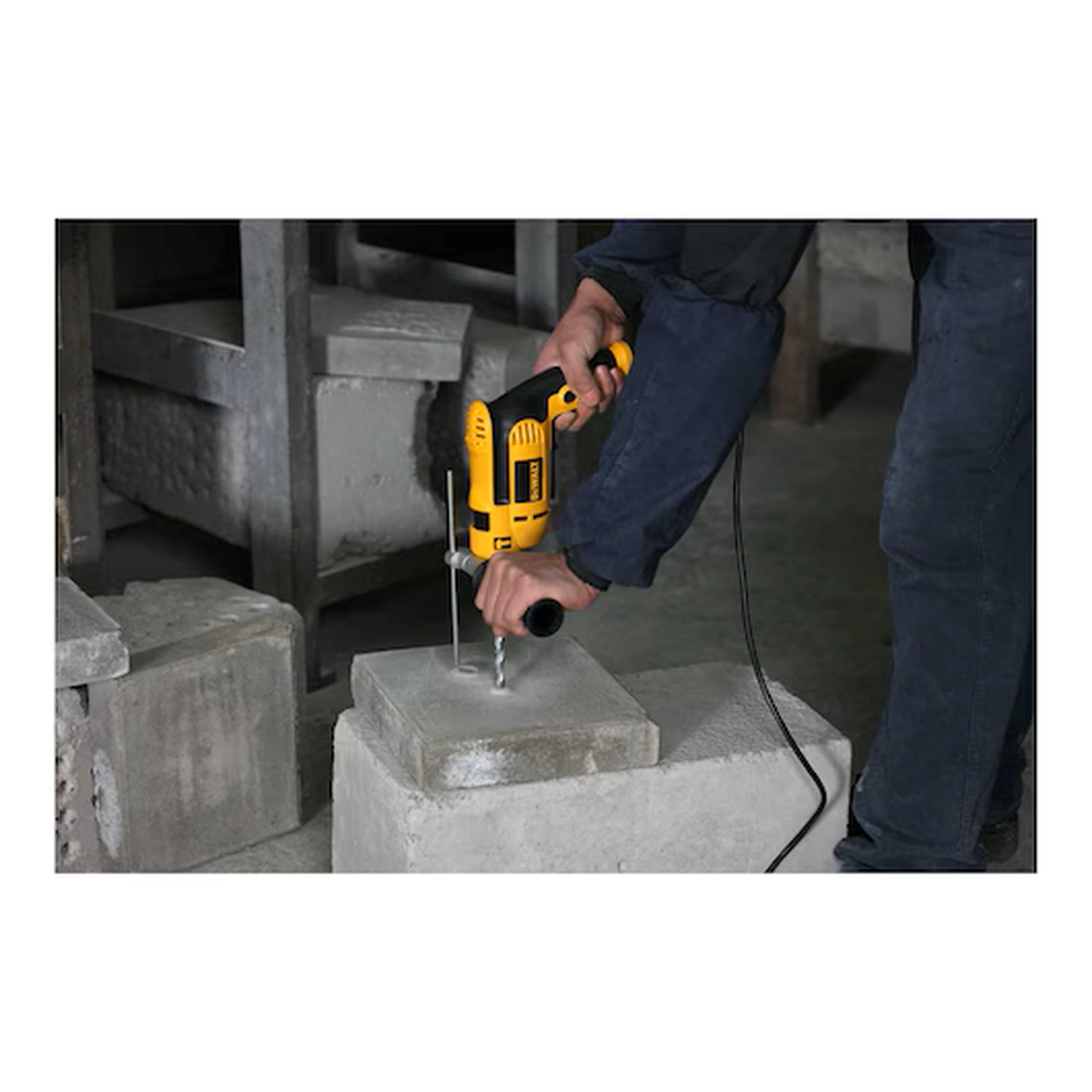 Taladro Percutor/Atornillador Eléctrico 13mm DWD024 Dewalt-2