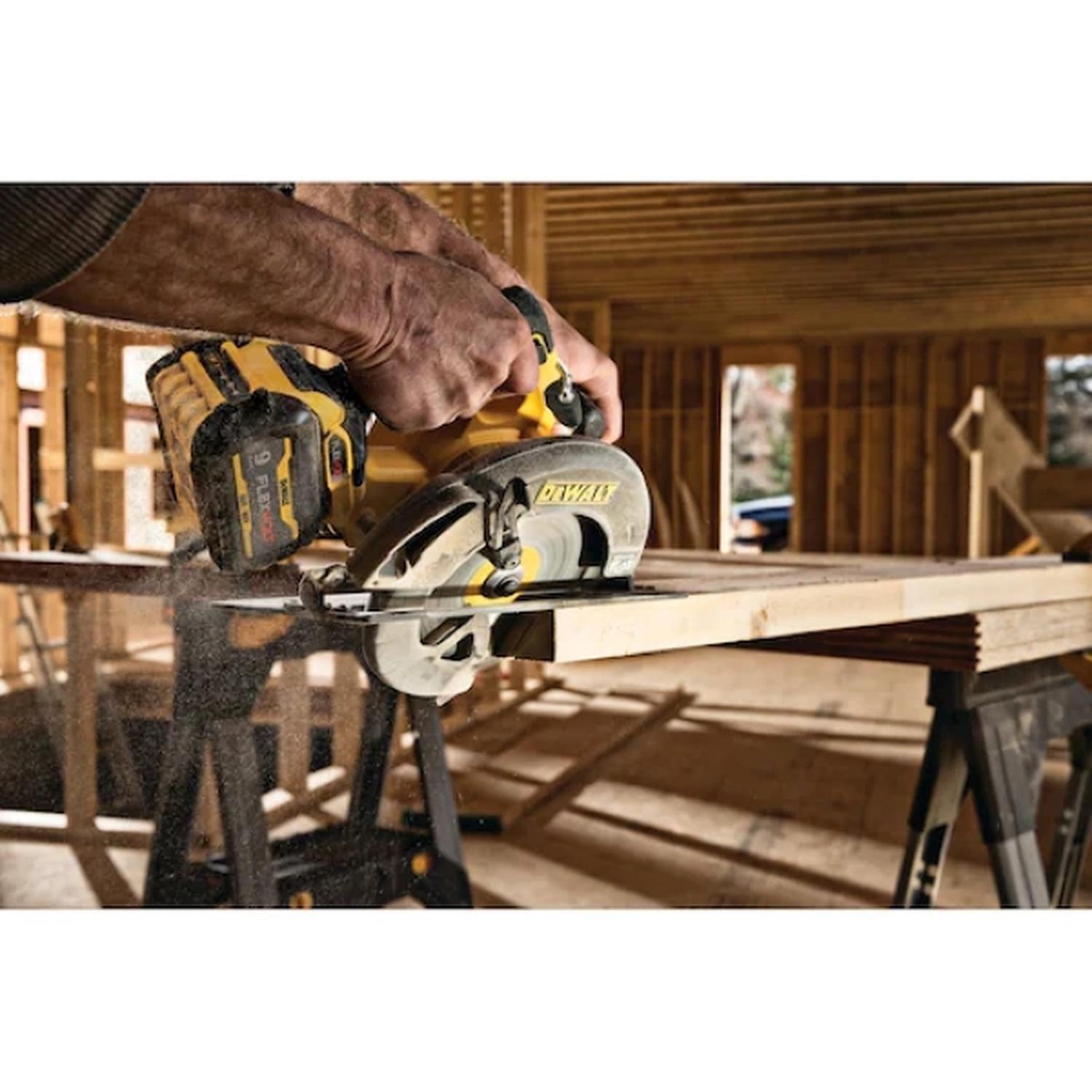 Sierra Circular 7-1/4" 60V FLEXVOLT DCS578B-B3 Dewalt-2