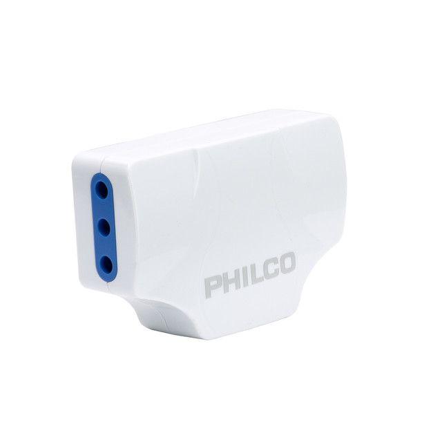 Enchufe Triple Plano 2500W 10A Blanco-2