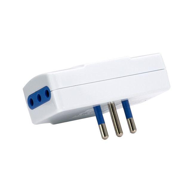 Enchufe Triple Plano 2500W 10A Blanco-4
