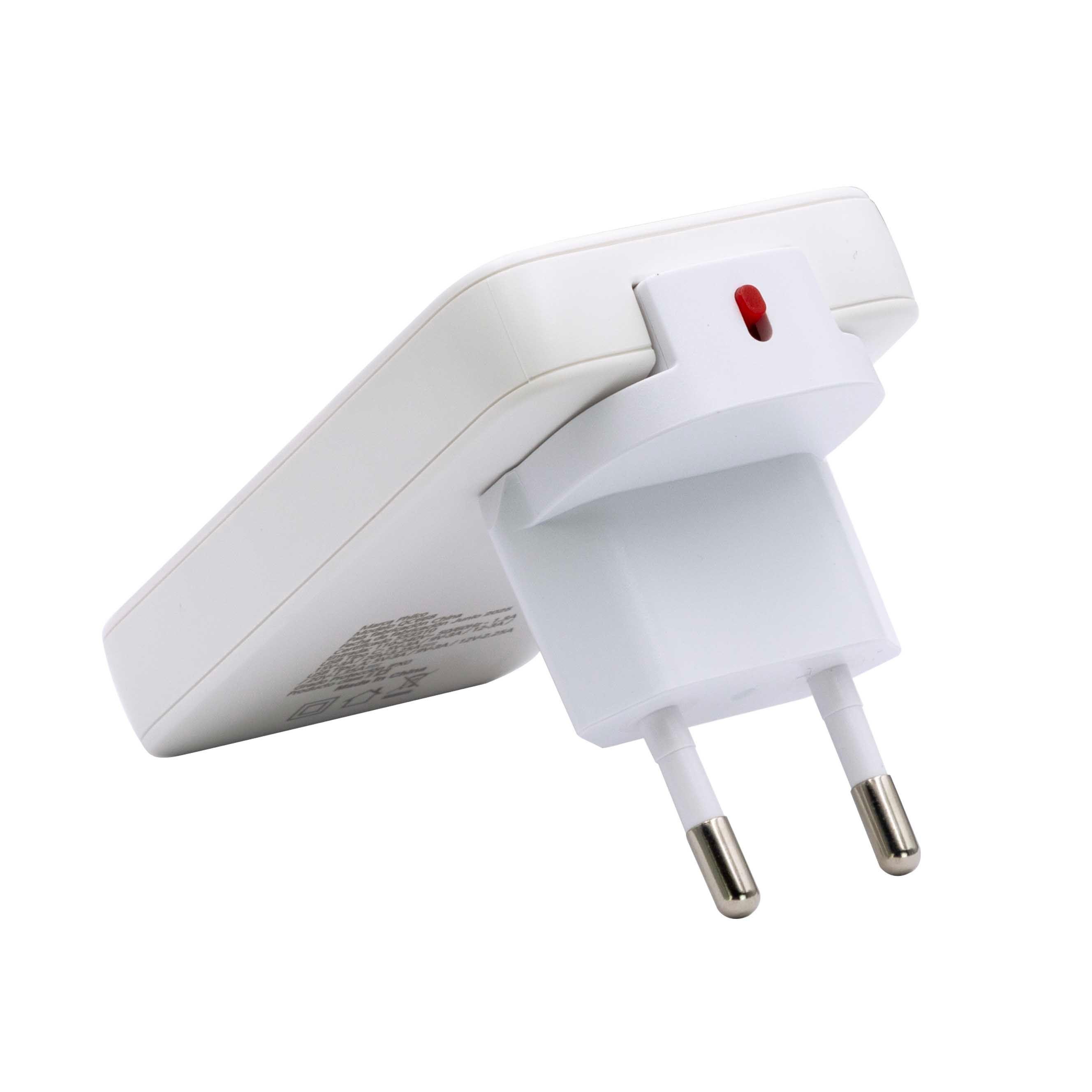 QC668 CARG. PARED S/RAPIDO 65W ULTRA PLANO USB A Y TIPO C-3