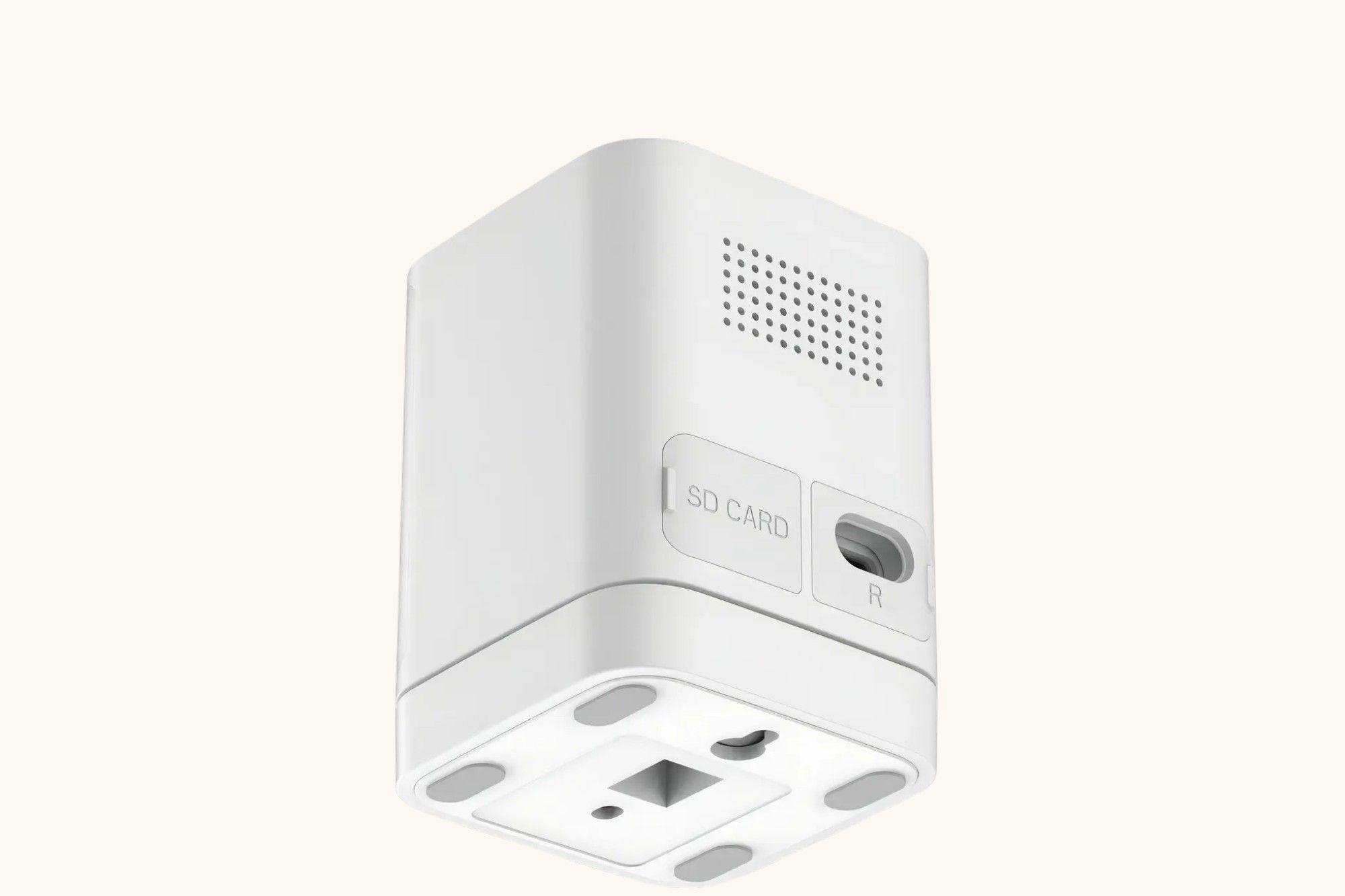 Cámara De Seguirdad Aiwa Awctiq4 Smart 4mp Interior/exterior-1
