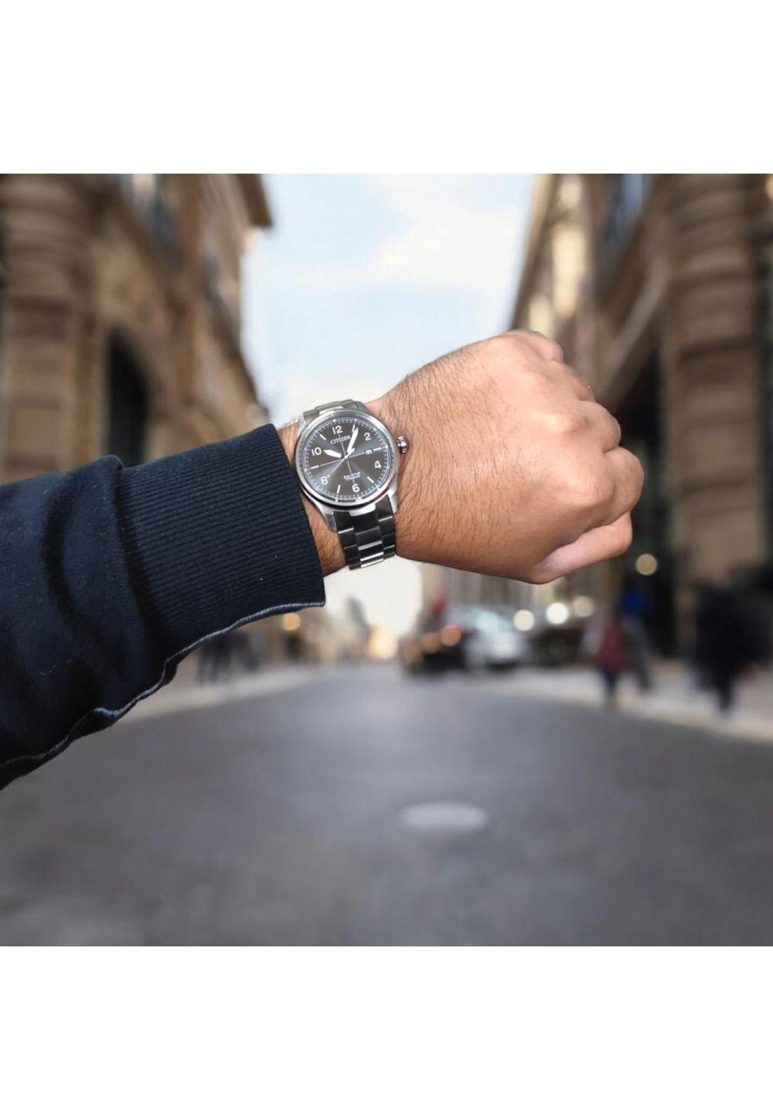 Reloj Citizen Hombre BM7570-80E Super Titanio-5