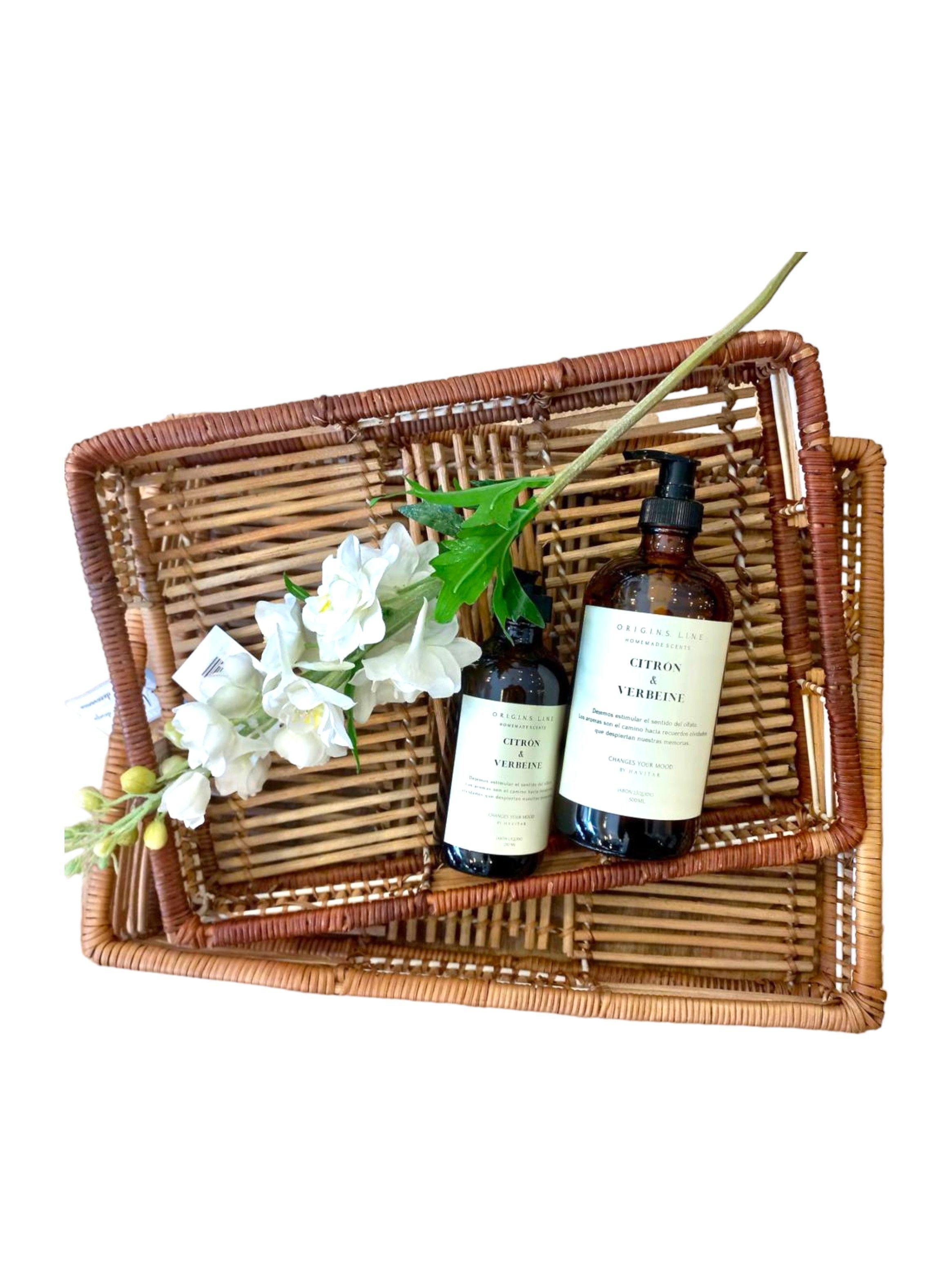 Bandeja rattan mediana 35x25x6 cms-0