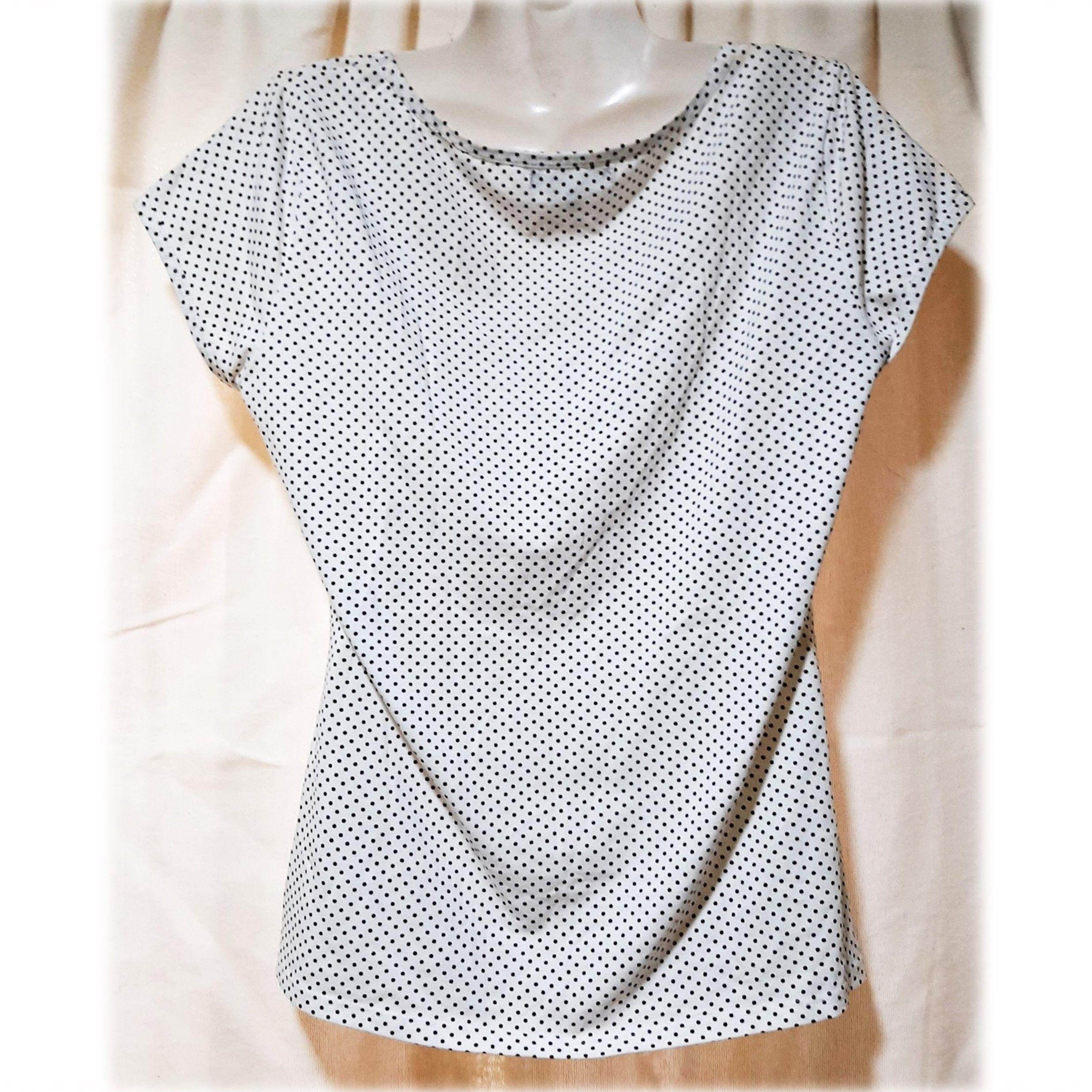 Polera Crema L Basement-2