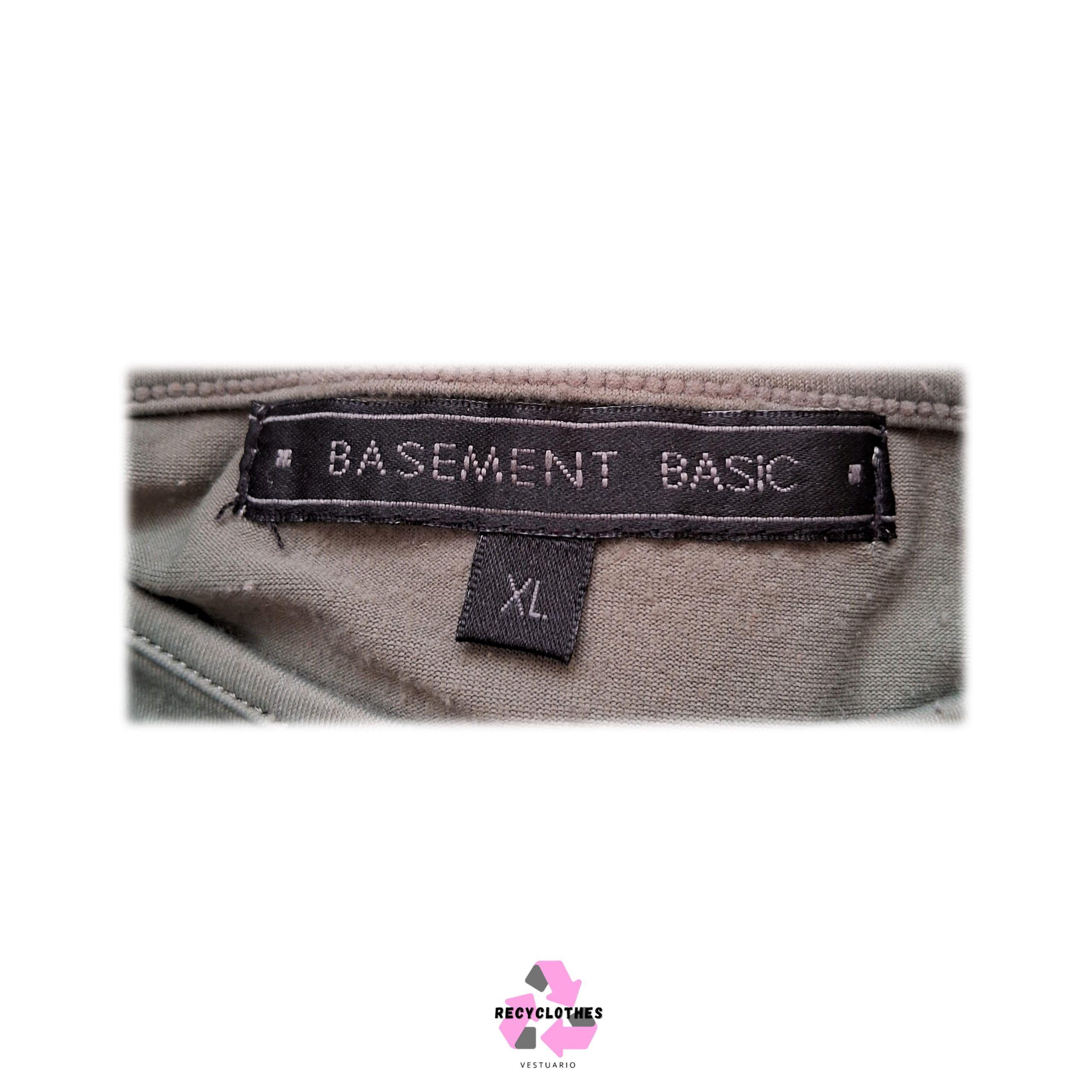 Polera Verde XL Basement-3