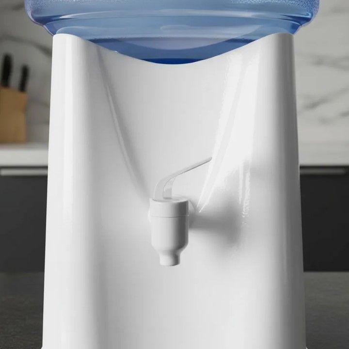 Dispensador de agua forma triangular-4