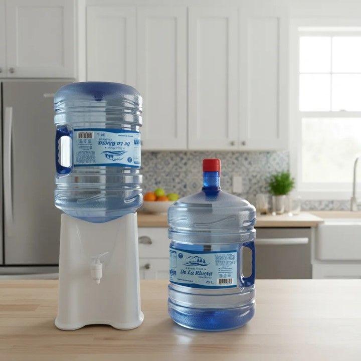 Dispensador de agua forma triangular-5