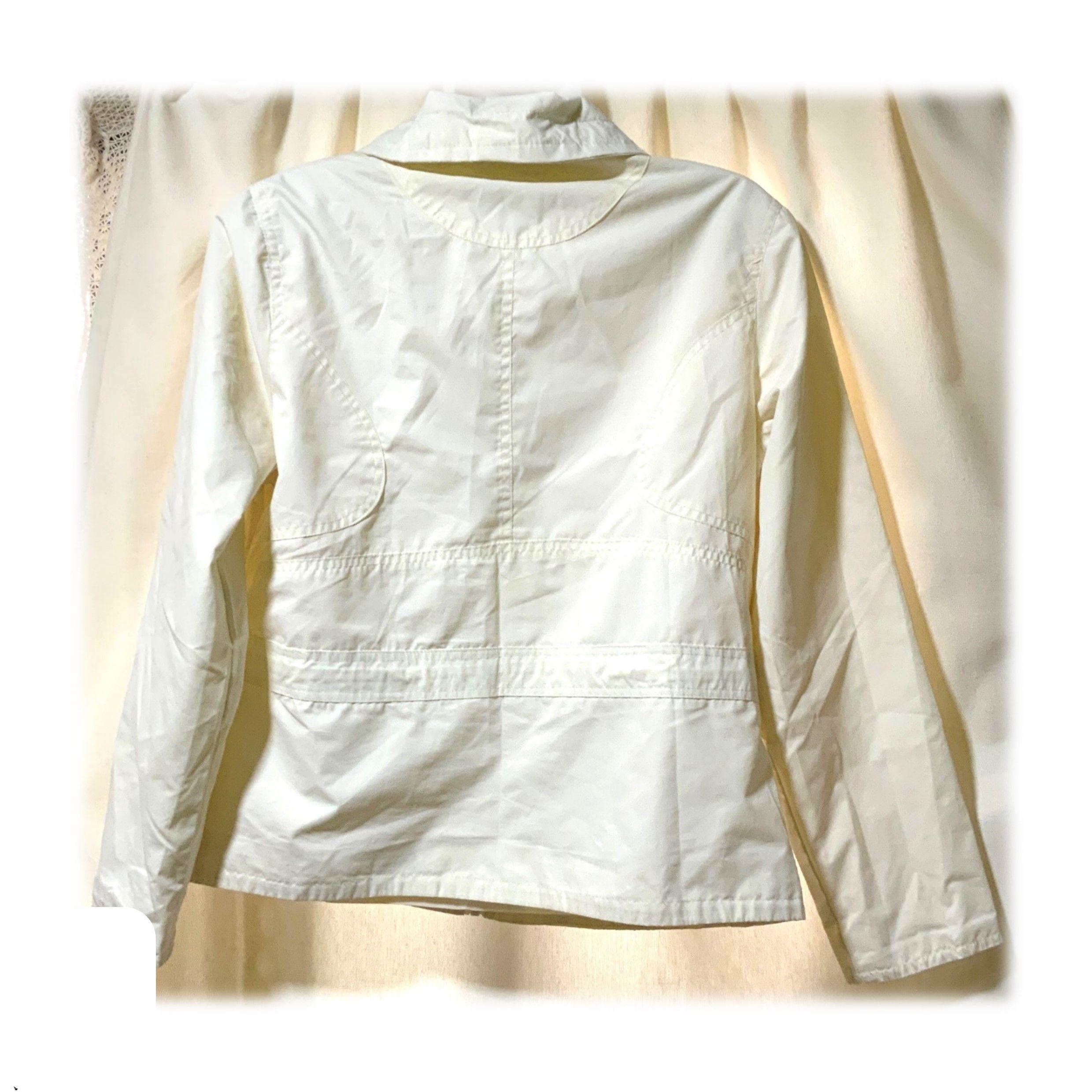 Cortaviento Crema Talla M Newport-2