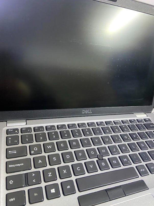 Dell Latitude 5410 Intel Core i5-10310U 16GB RAM 512 GB SSD 14" FHD TACTIL (REACONDICIONADO )-4