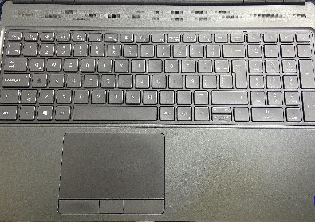 Dell Precision 7560 I7 11° 48GB RAM 512 GB SSD 4GB NVIDIA 15" REACONDICIONADO-3