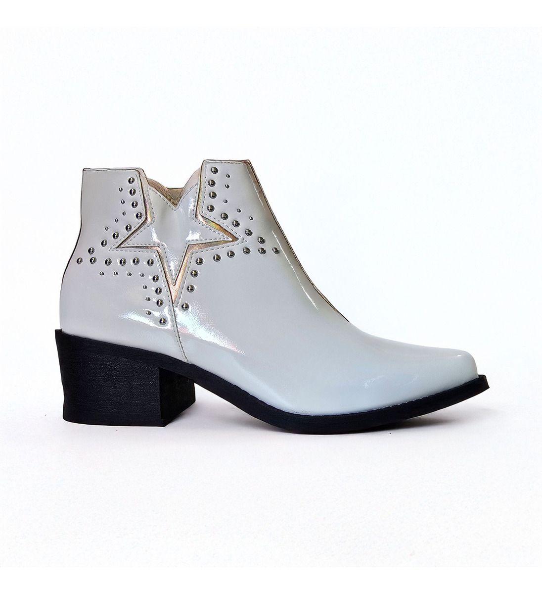 Botín Blanco Brillante | Modelo Estrella con Tachas - 7669-0