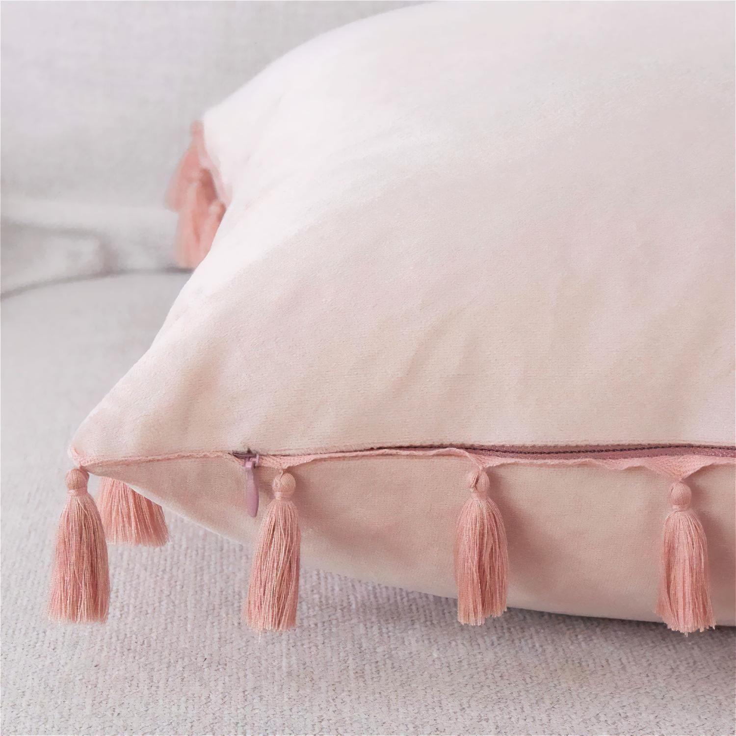 Funda Terciopelo Con Borla Rosa Decorativa 45x45-1