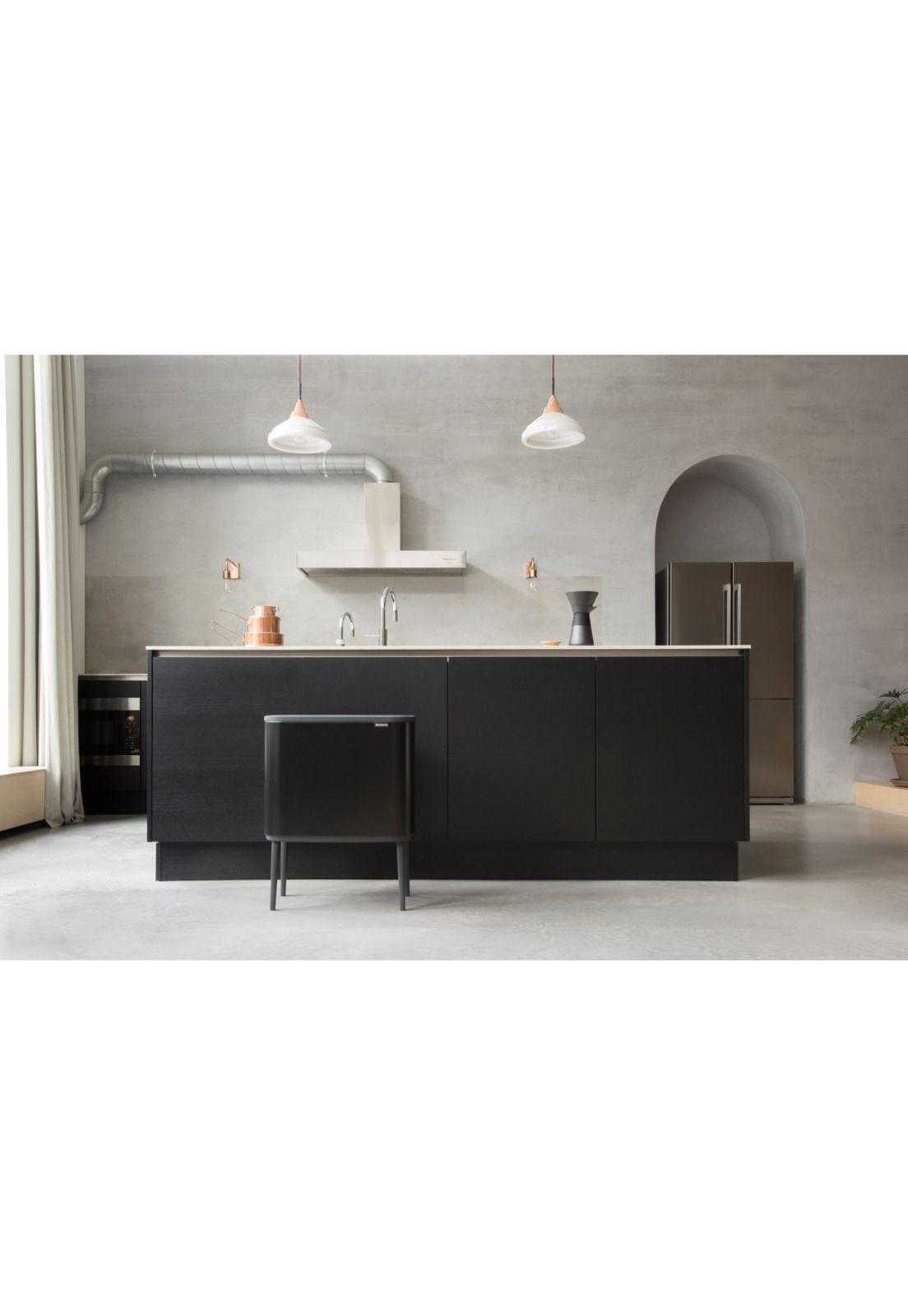 Basurero Bo Touch 36 Lt Matt Black-5