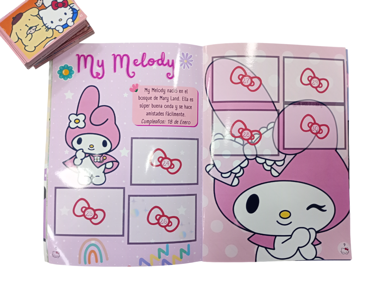 Mini Álbum Hello Kitty y sus amigos + Todas Sus Láminas A Pegar-3