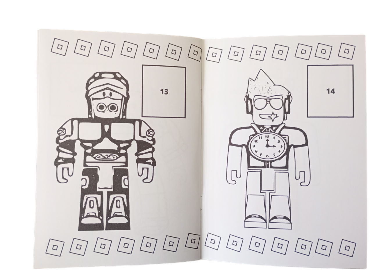 Libro Para Pintar Roblox con stickers-3