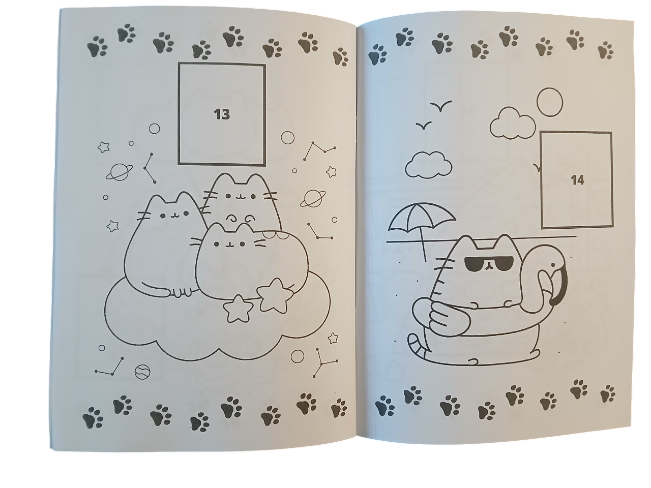 Libro para pintar Pusheen con stickers-3