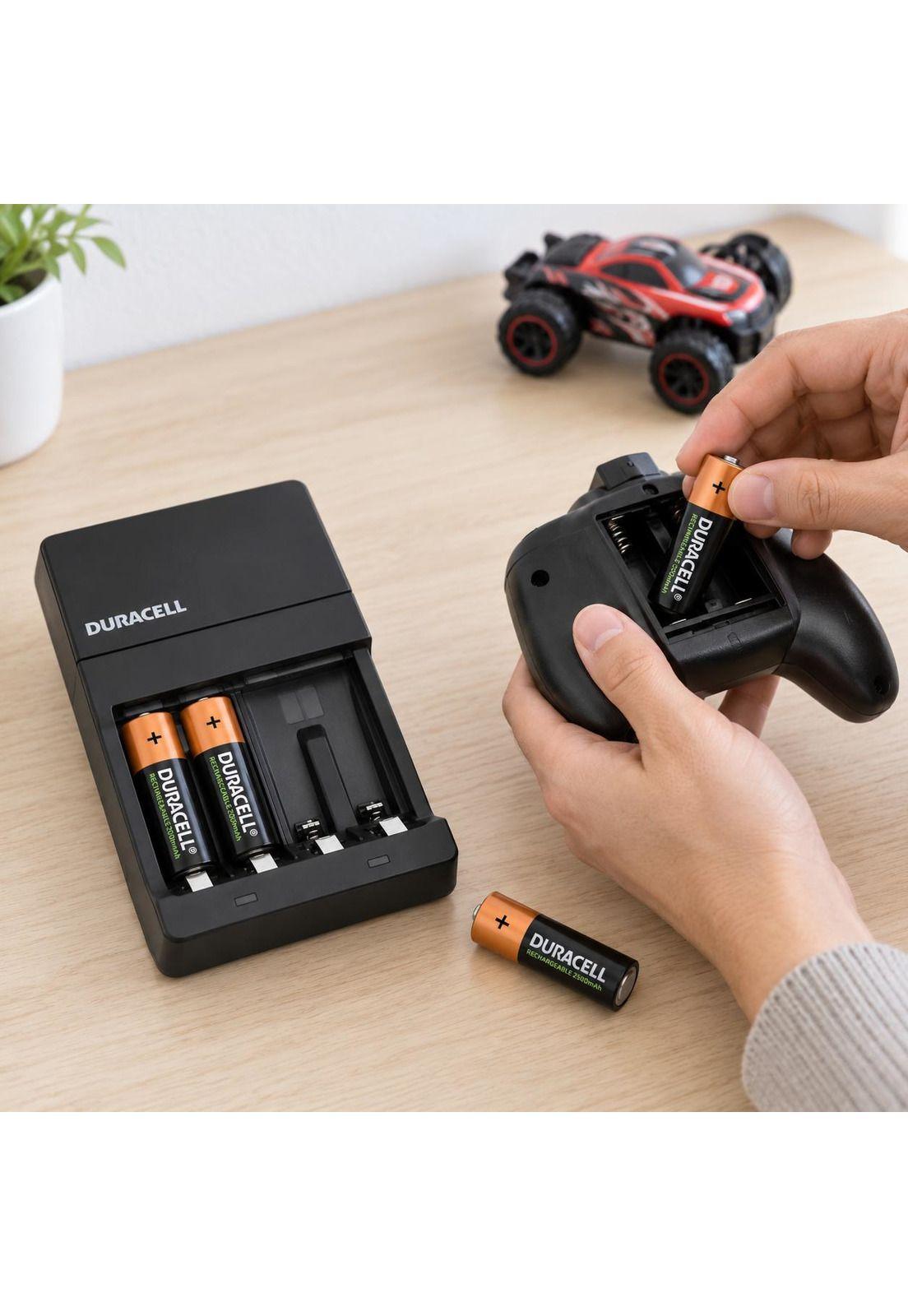 Cargador de Pilas Duracell  + 4 Baterías A A Recargables-9