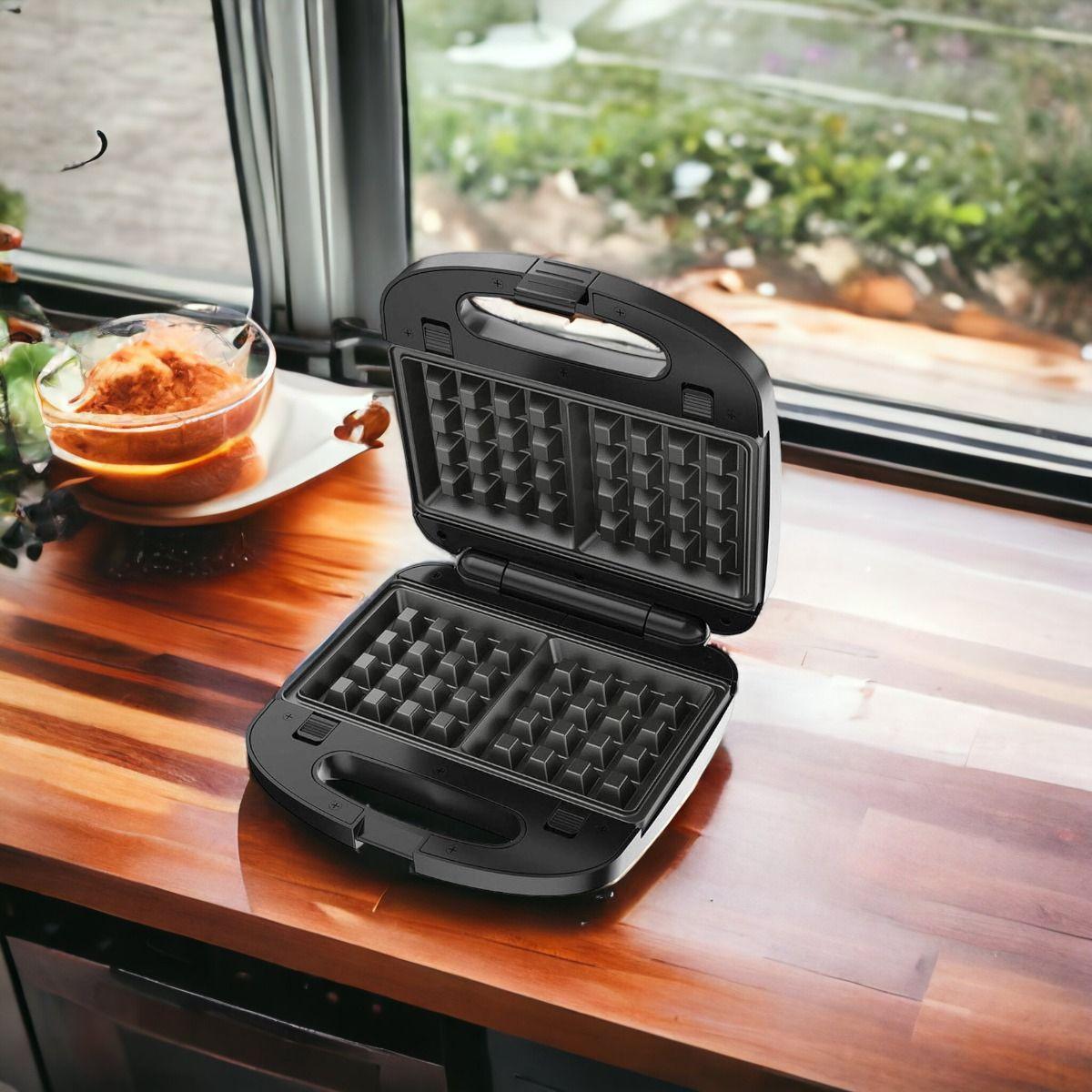 Sandwichera + Parrilla + Waflera Black + Decker WM2000S-CL-10