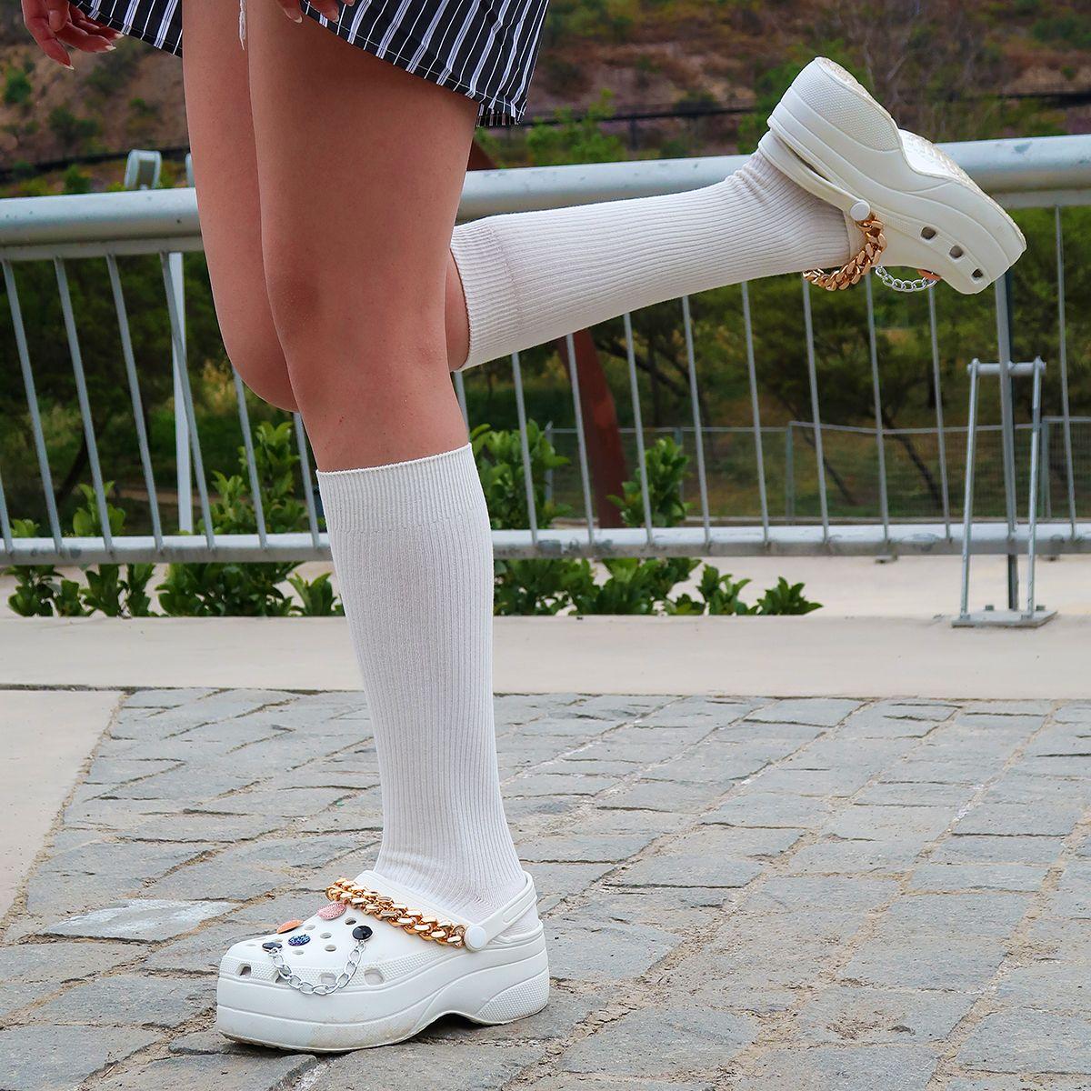 Sandalias Crs Zuecas Mujer Con Plataforma Cadenas Doradas C2-4