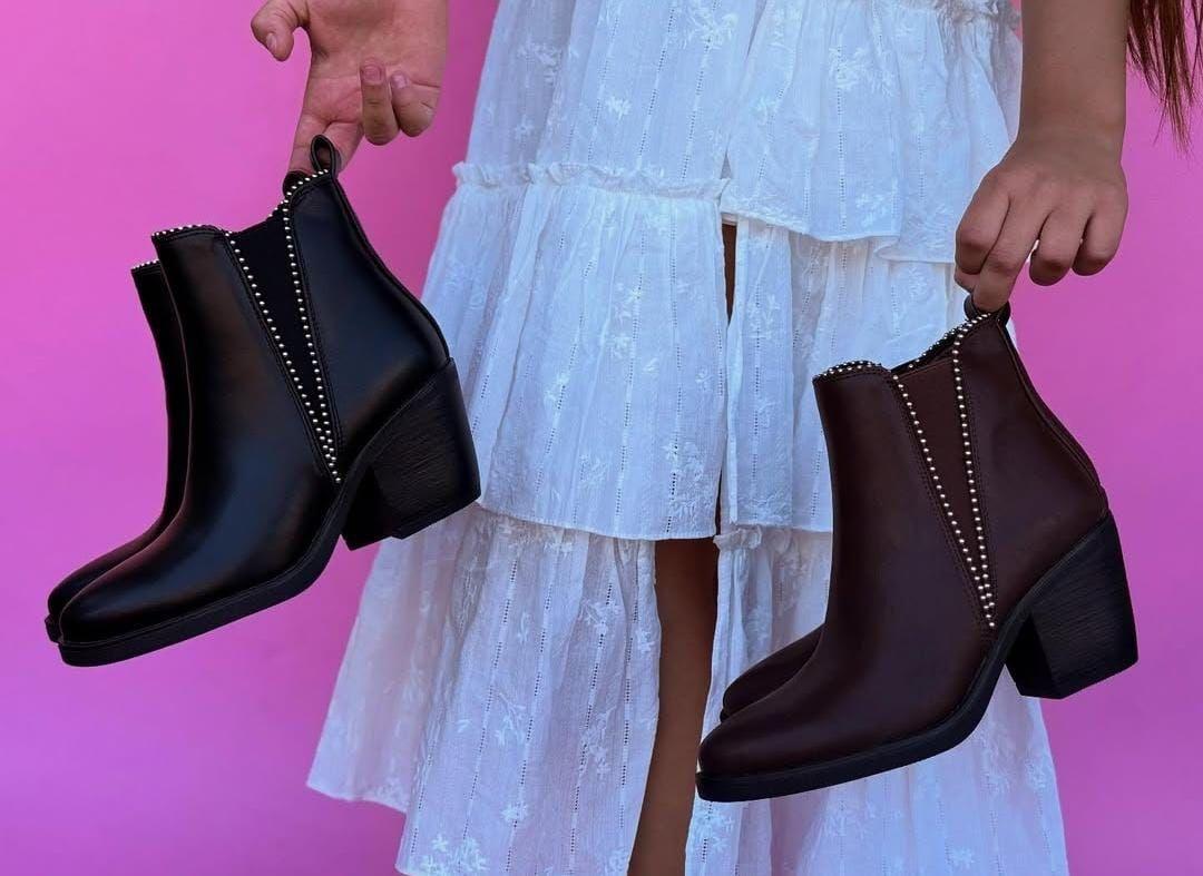 Botin Negro Casual Mujer Con Apliques Superiores-6