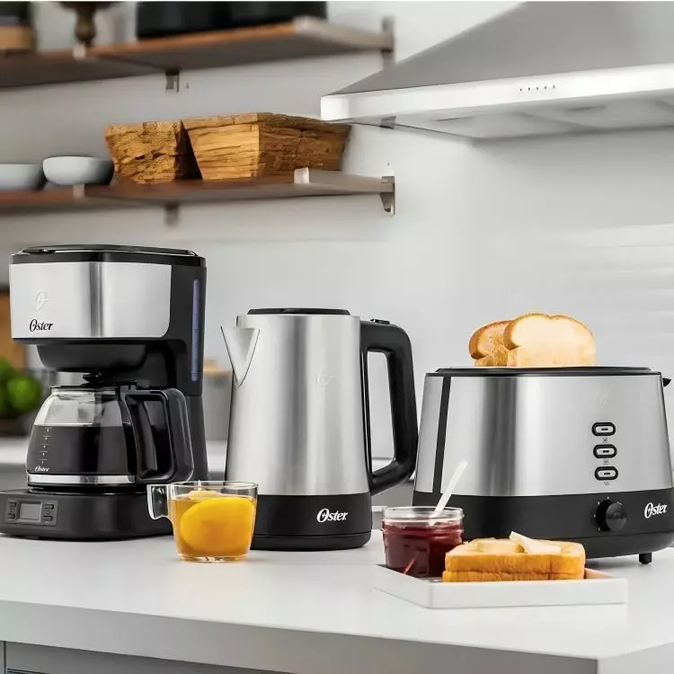 Tostador Oster 2 rebanadas en acero inoxidable TSSTTR500-3
